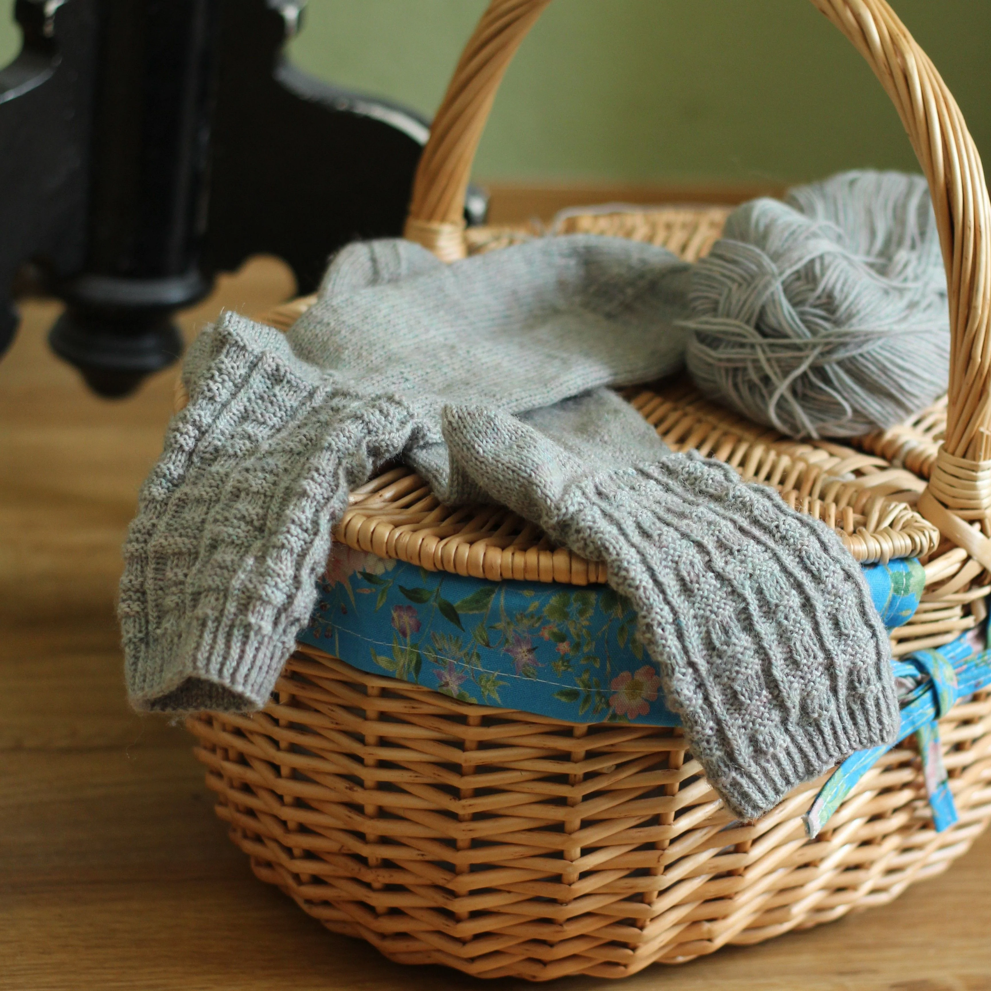 1019-hudson-river-socks-1.webp