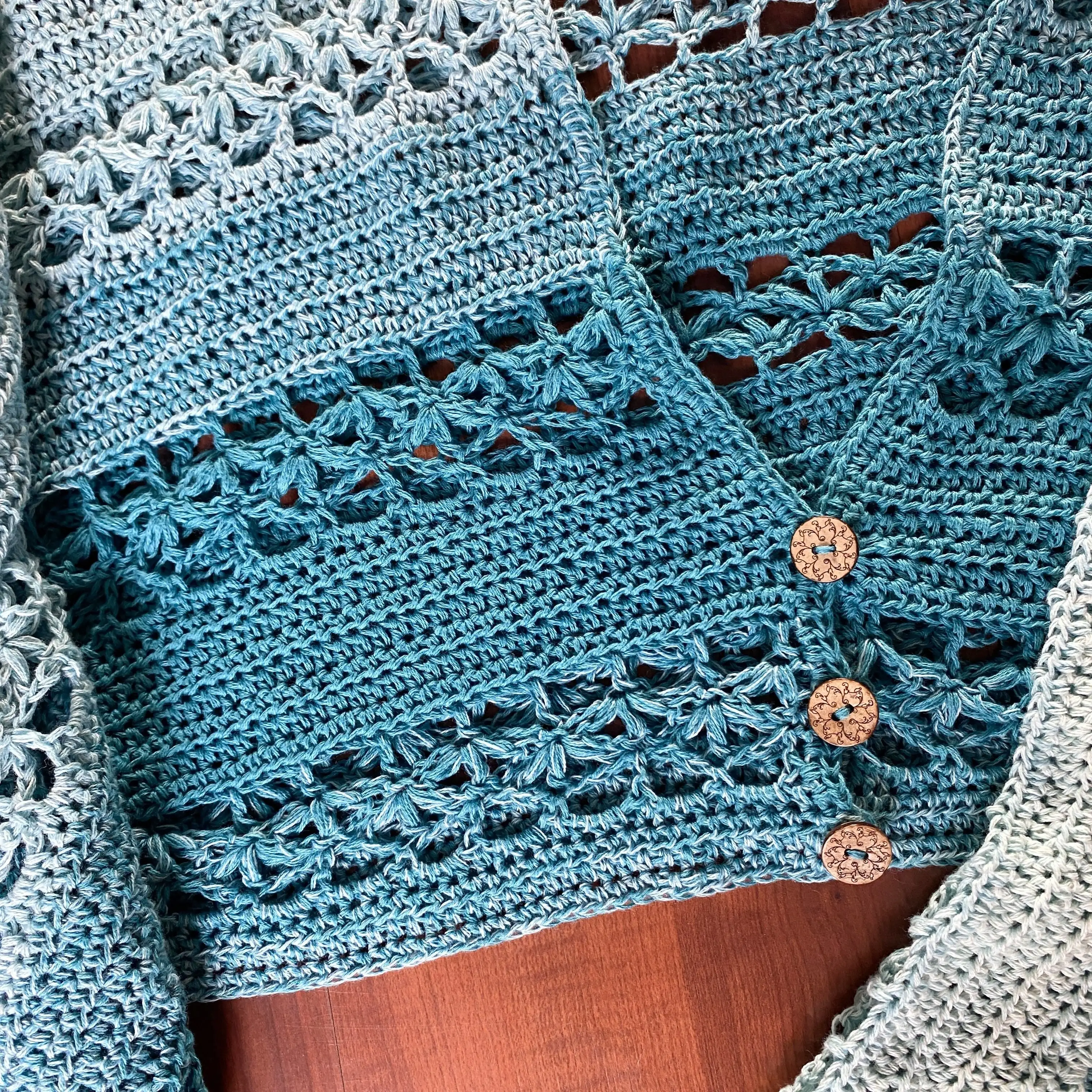 10240-spring-falls-cardigan-1.webp