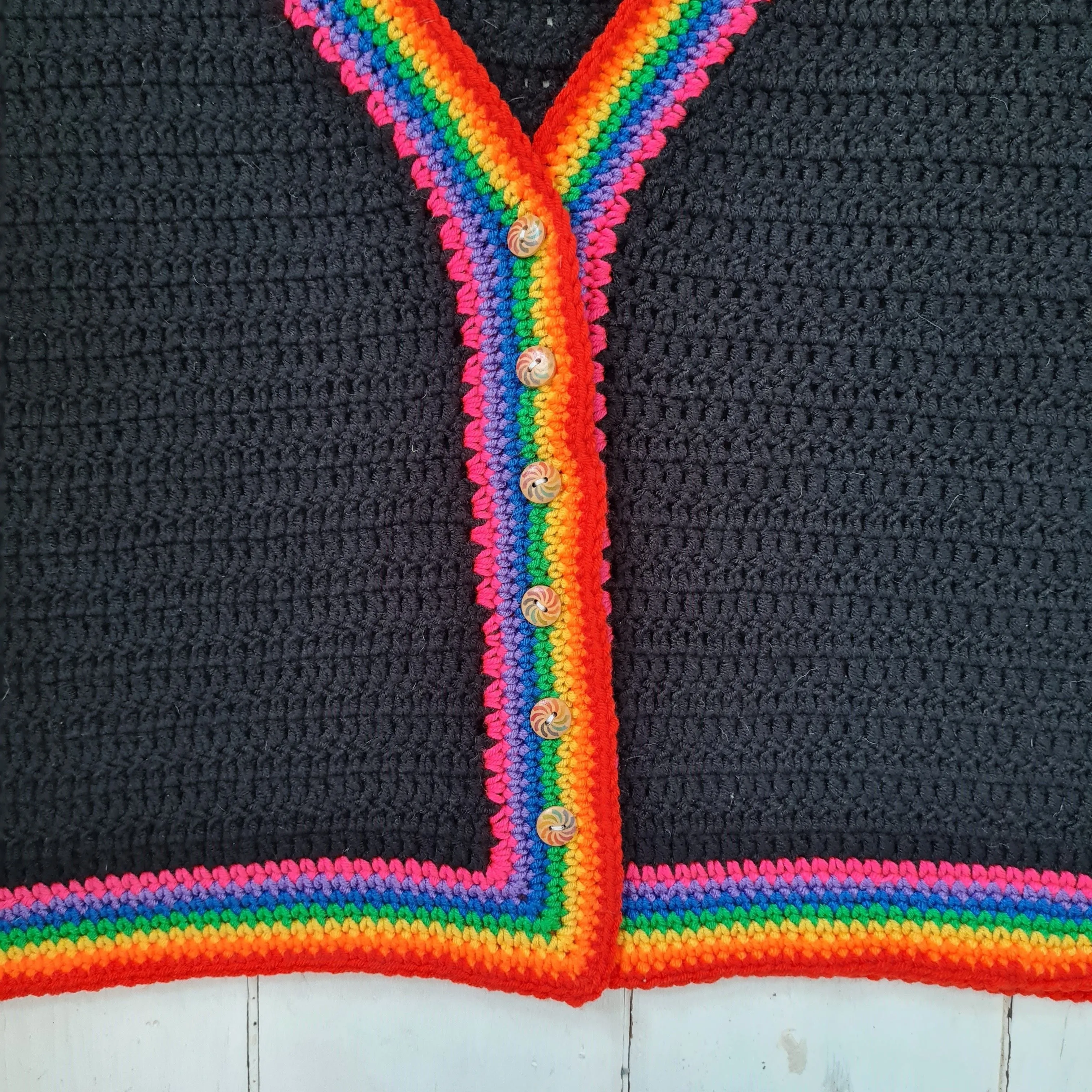 10259-rainbow-contrast-cardigan-1.webp