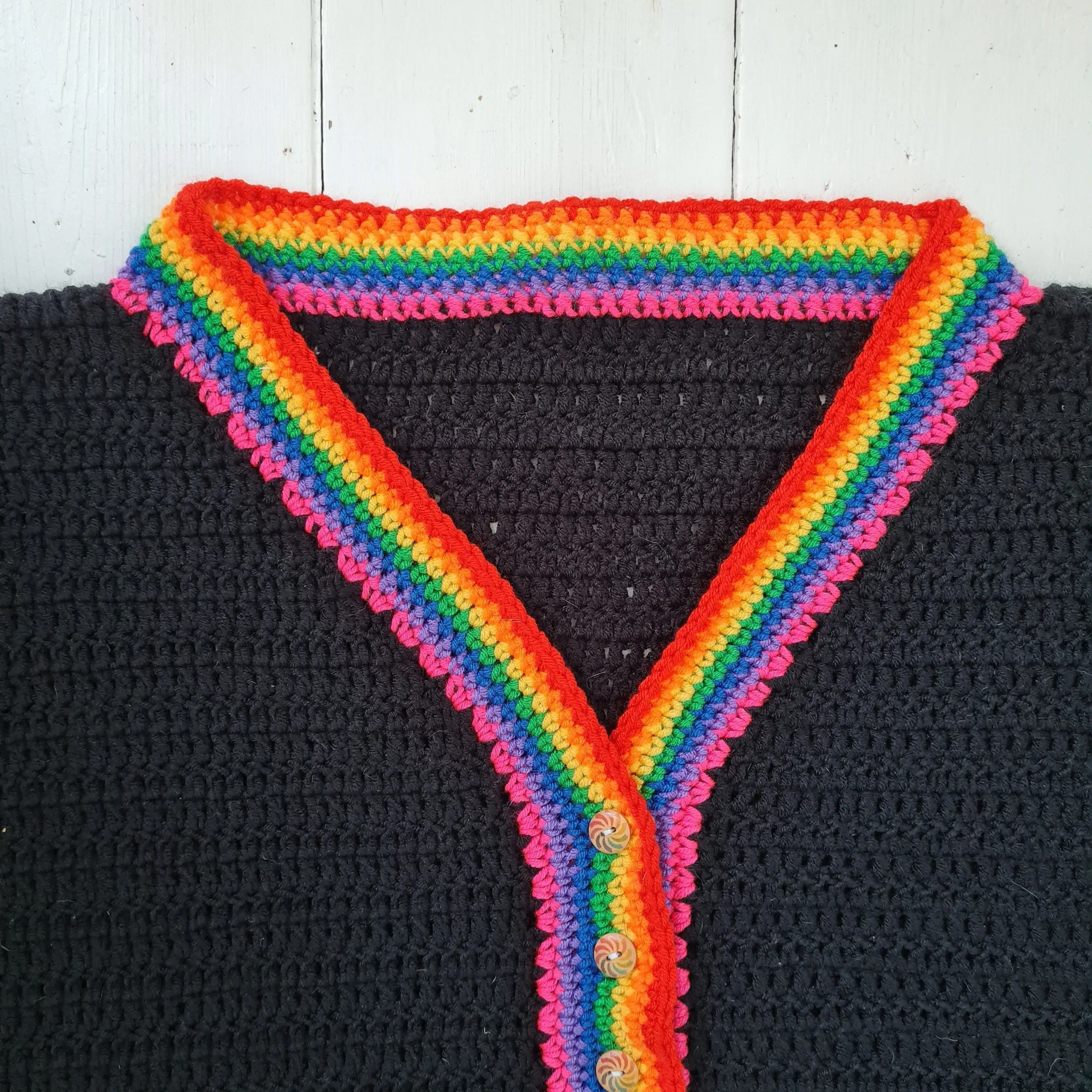 10259-rainbow-contrast-cardigan-1.webp