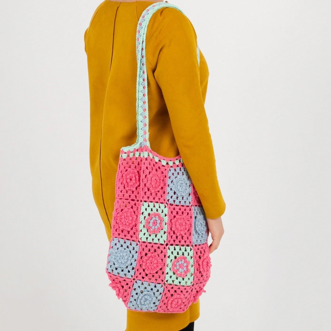 1048-linda-tote-bag-1.webp