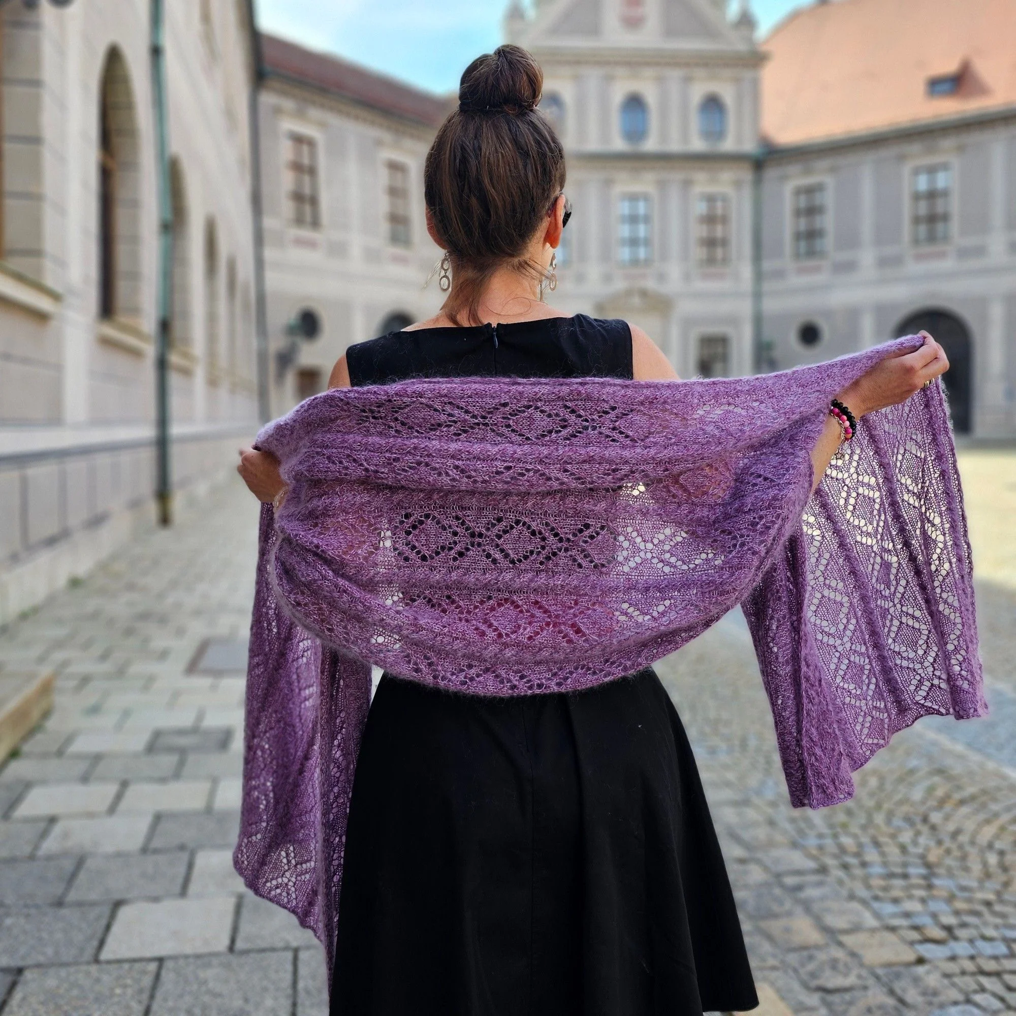 Vronerl - Shawl