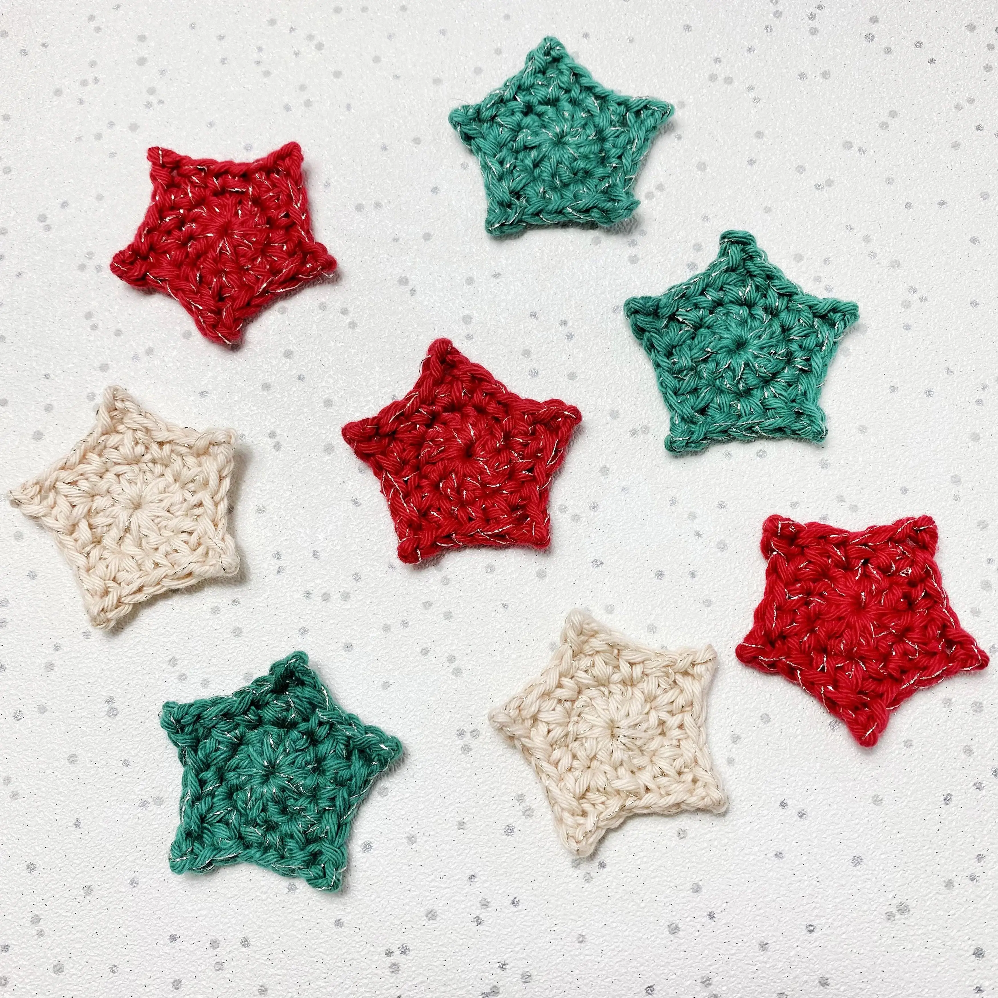 11315-loopy-star-garland-1.webp