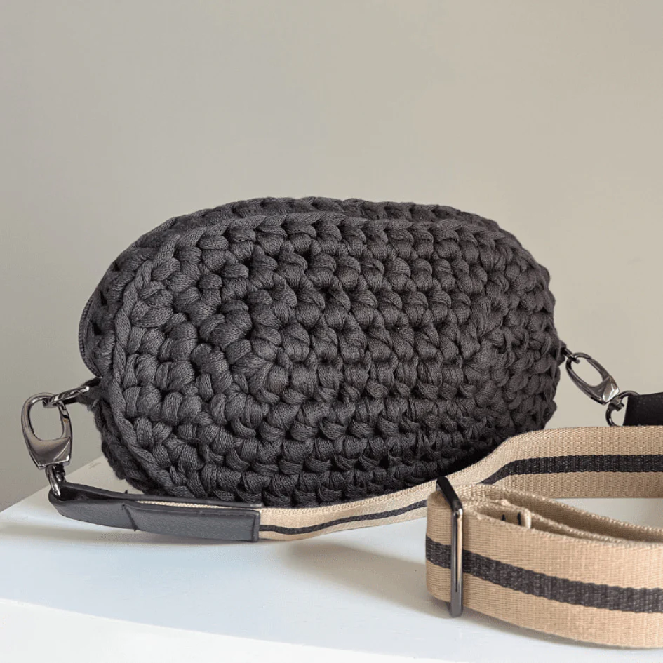 1133-the-betty-belt-bag-crossbody-bag-1.webp
