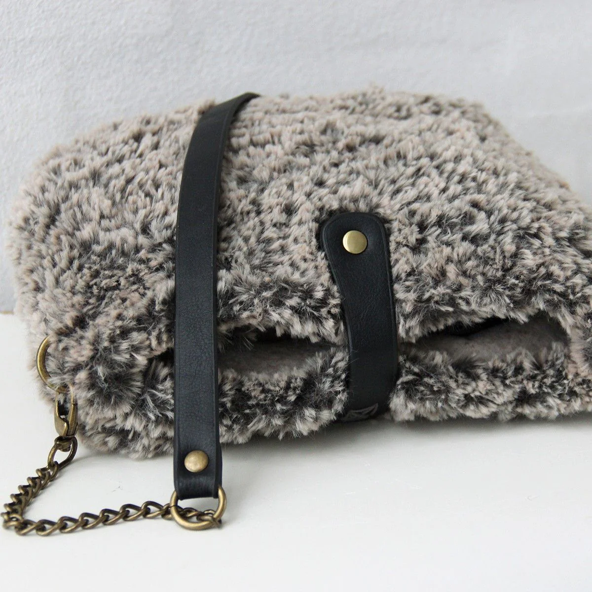 1139-fur-lux-bags-1.jpg