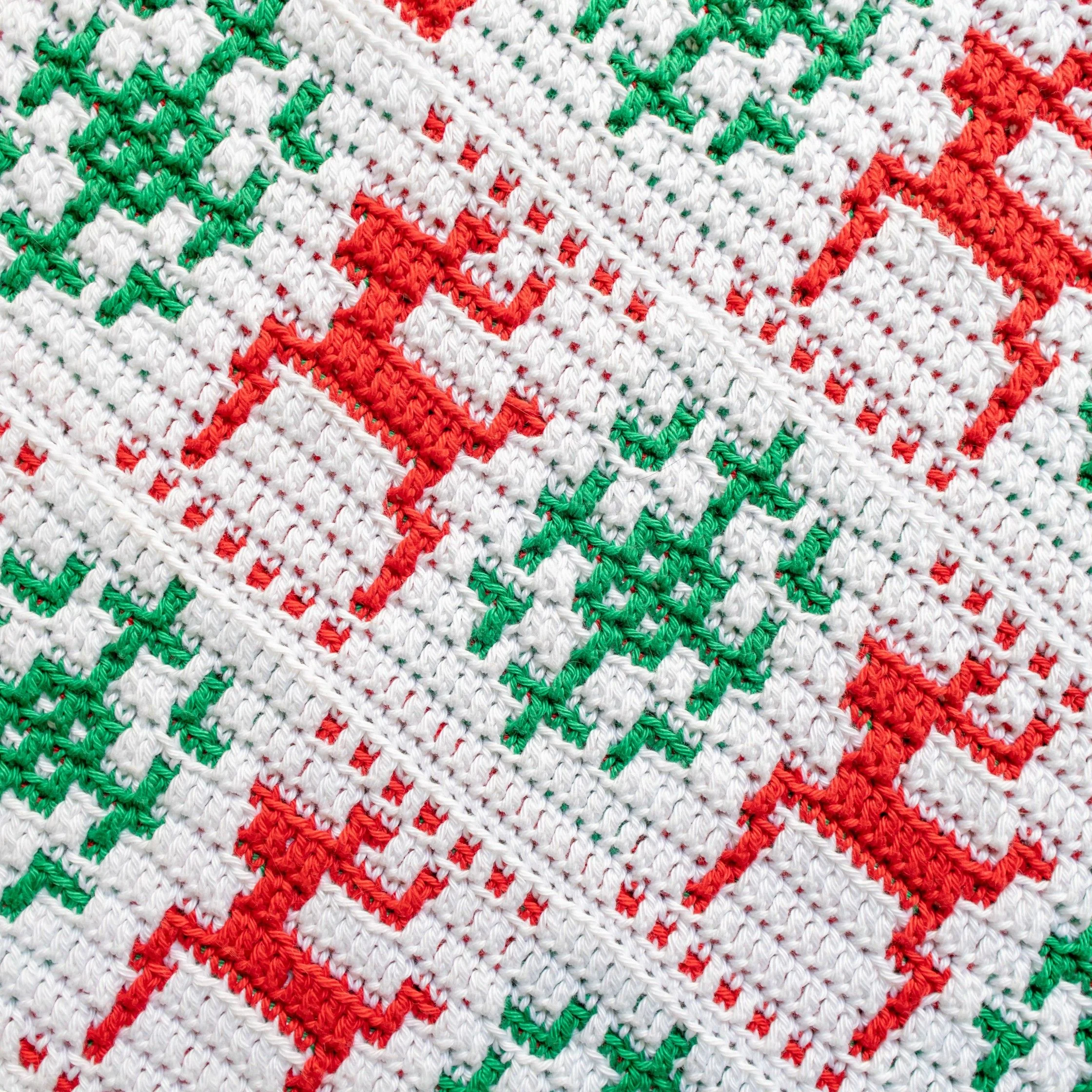 11398-santa-s-letter-set-table-runner-1.webp