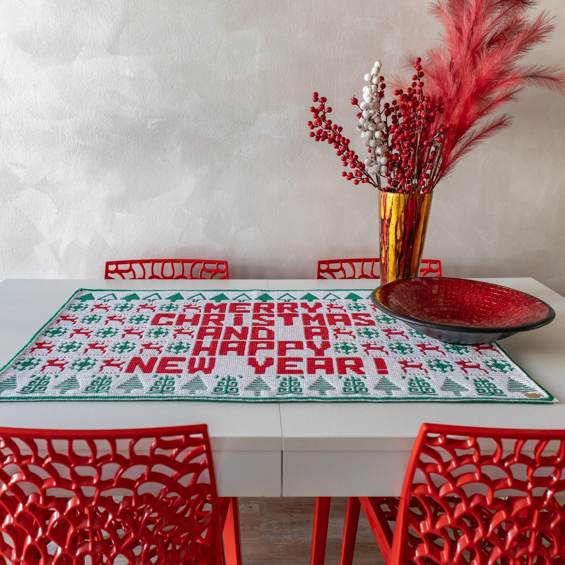 11398-santa-s-letter-set-table-runner-1.webp