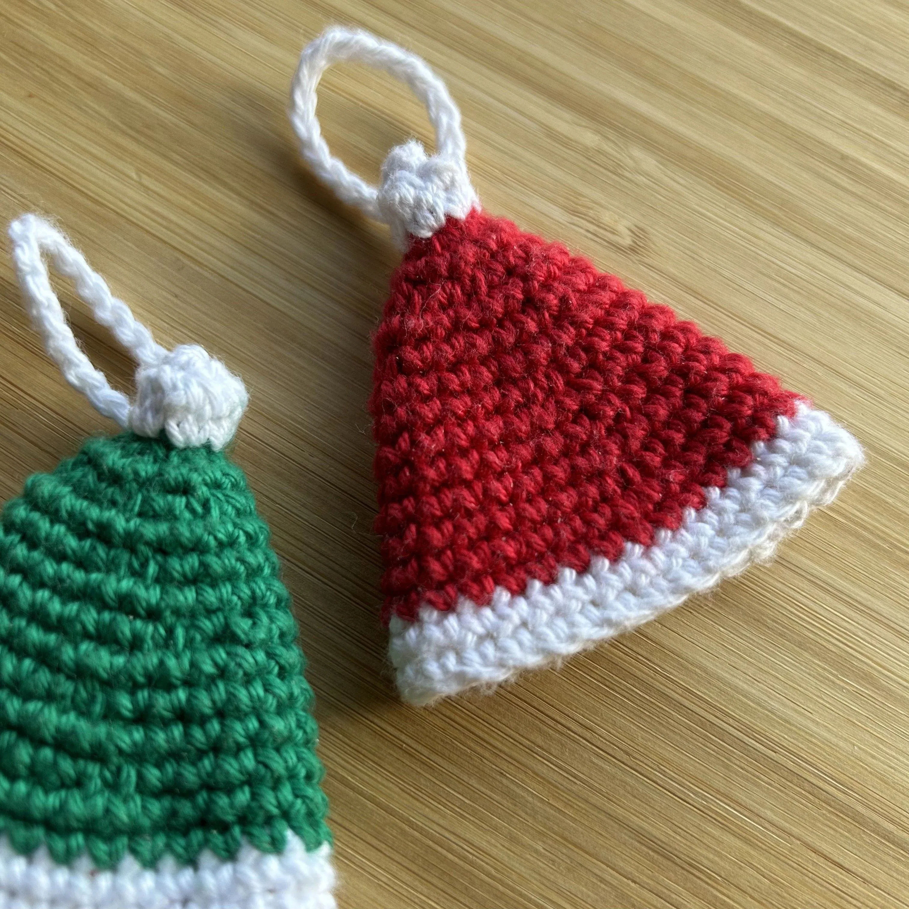 11414-christmas-hat-ornament-1.webp
