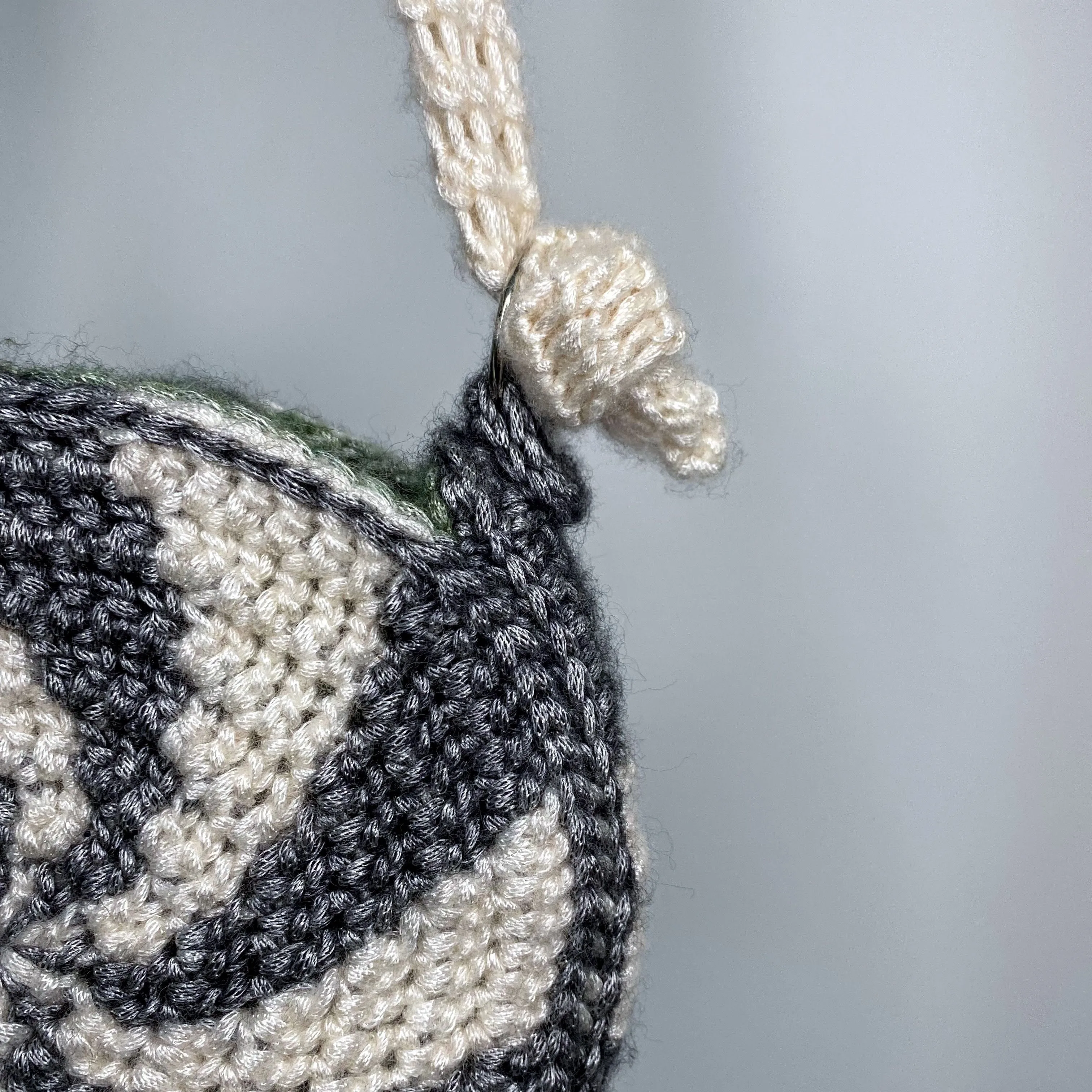 1142-bittersweet-elf-bag-1.webp