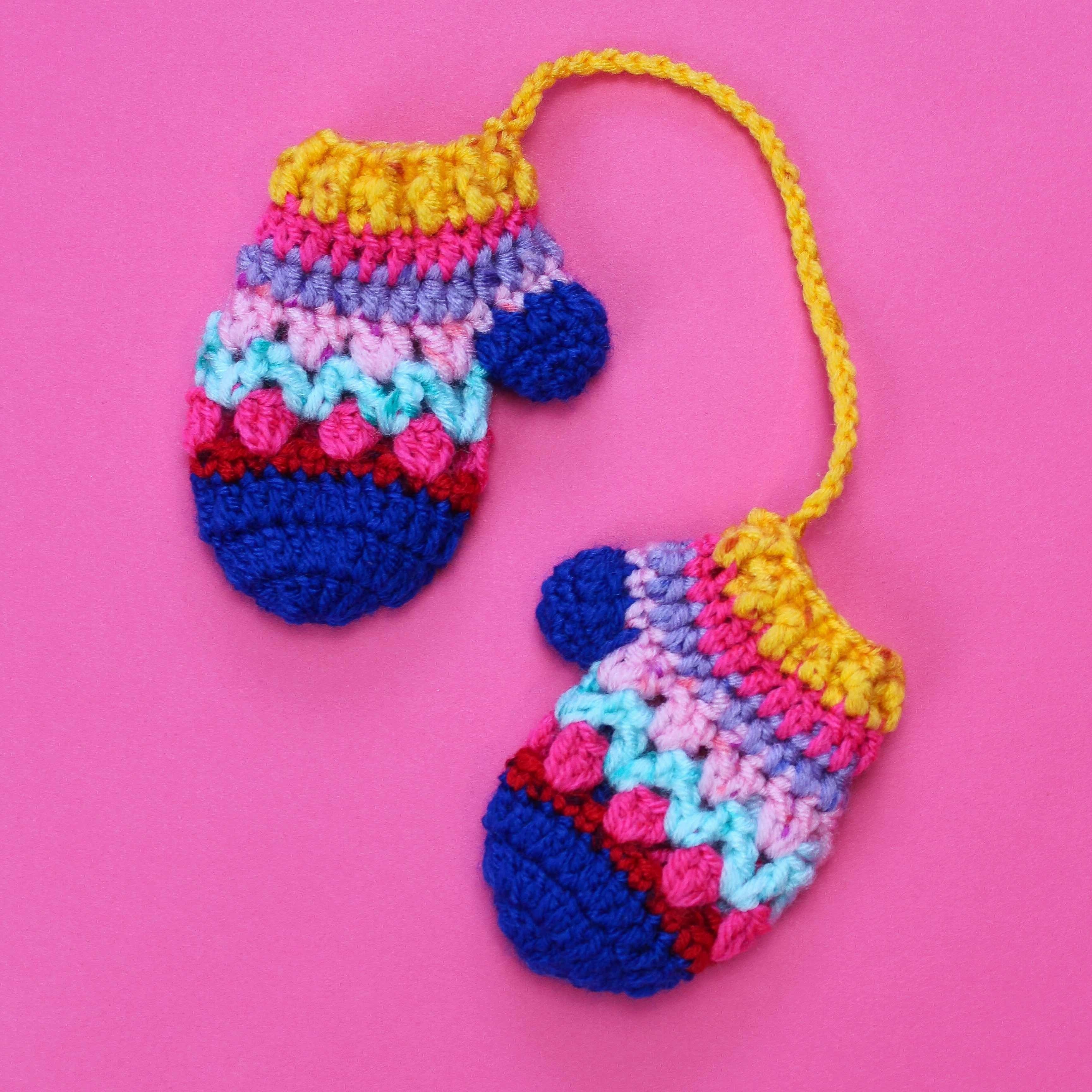 11452-mini-mitten-napkin-ties-1.jpg