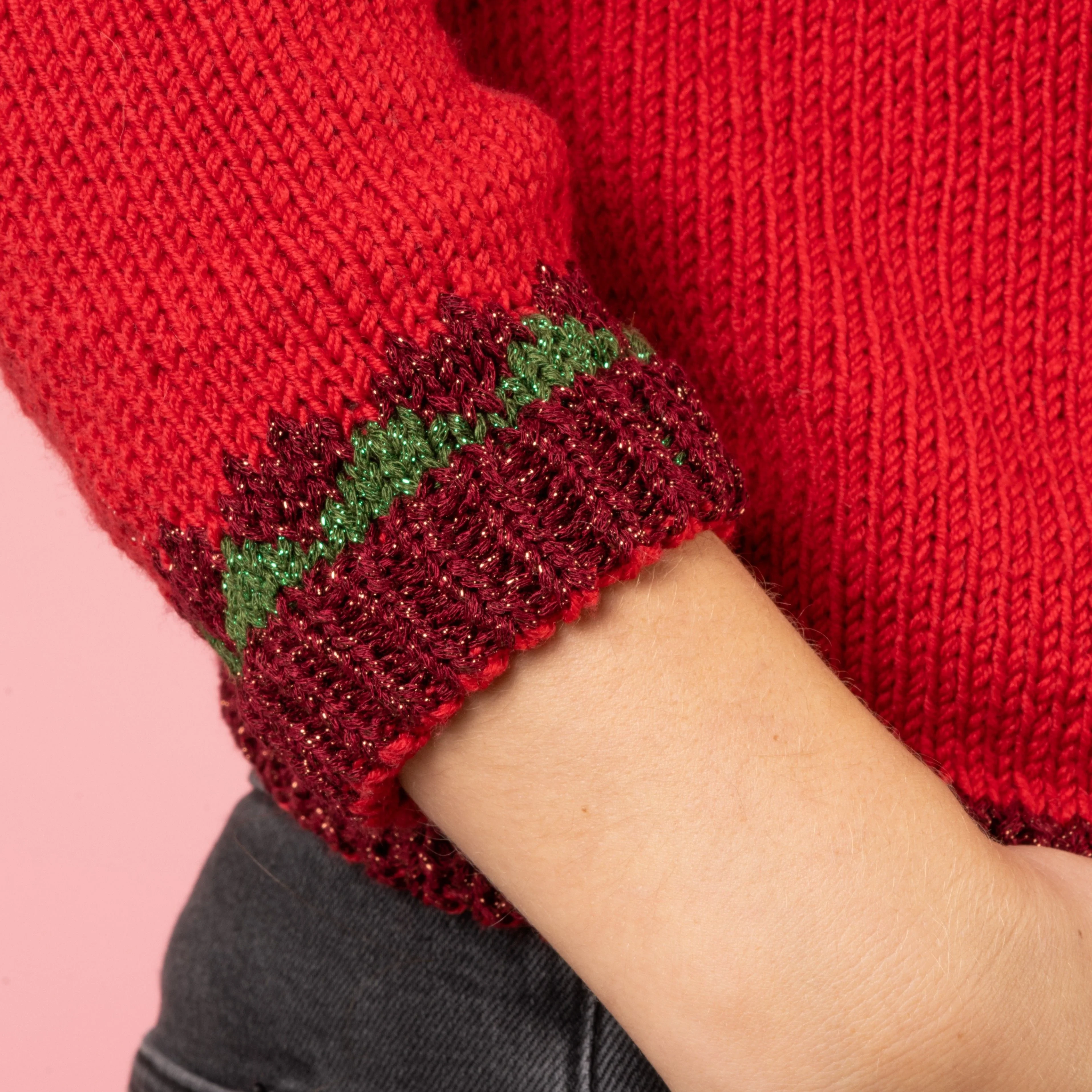 11479-xmashearts-sweater-1.webp