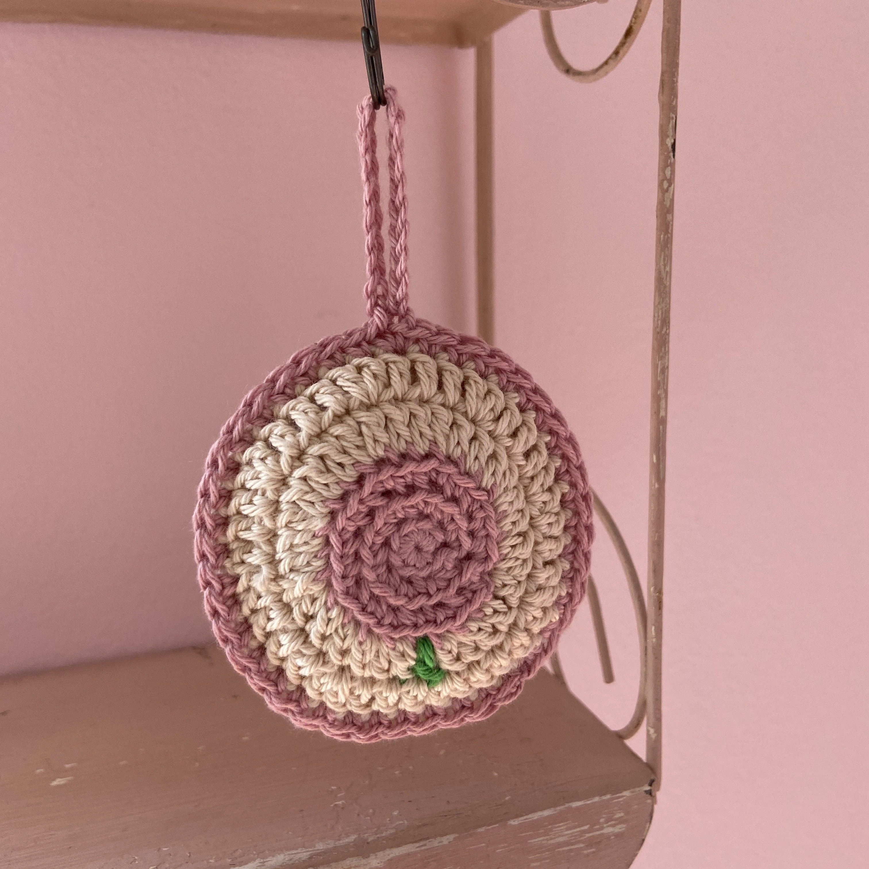 11541-picture-ornament-1.webp