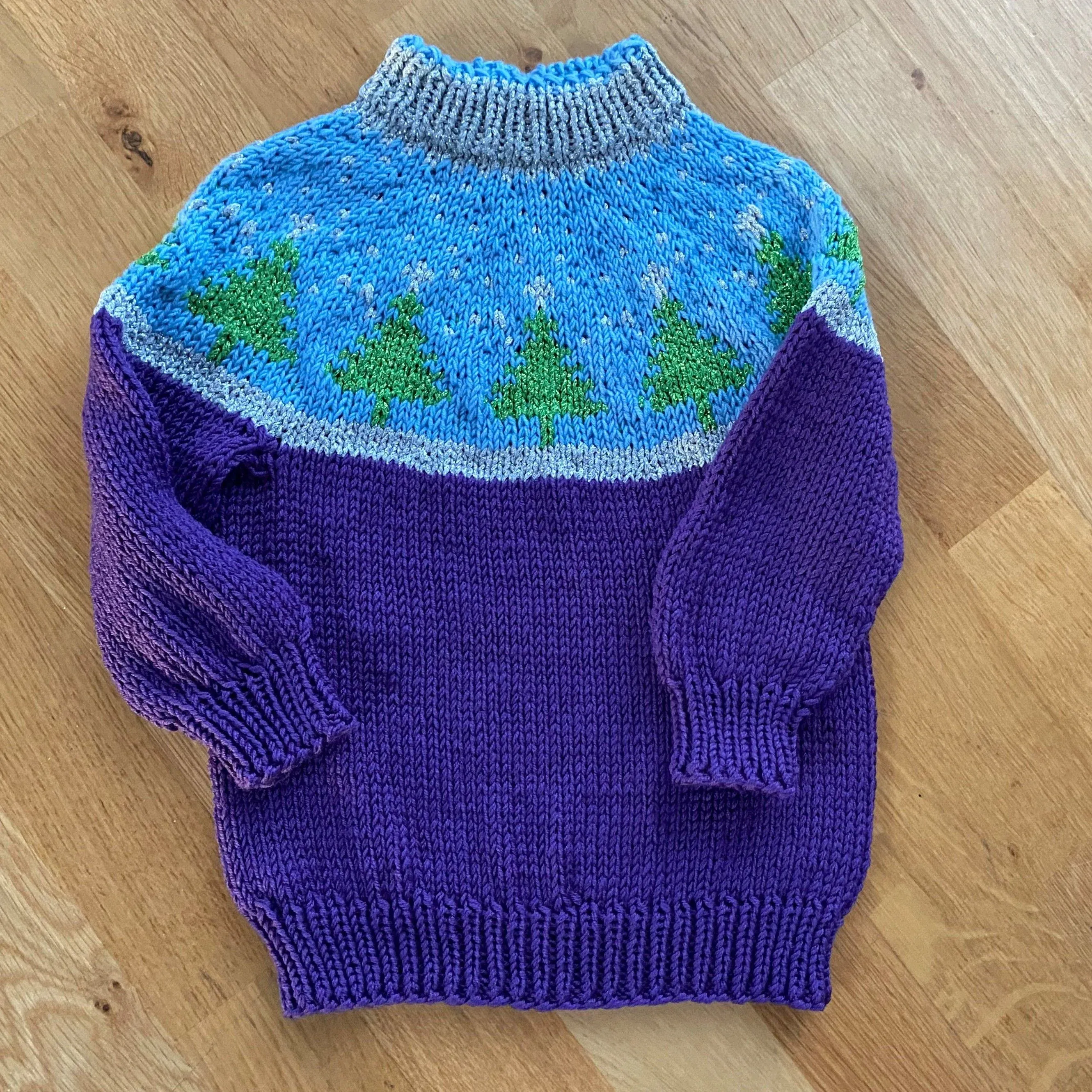11548-xmastrees-children-s-sweater-1.jpg