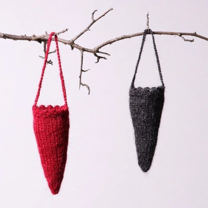 11575-cone-ornament-1.webp