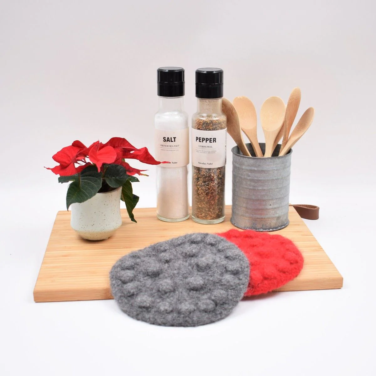 Christmas Trivet with flower motif