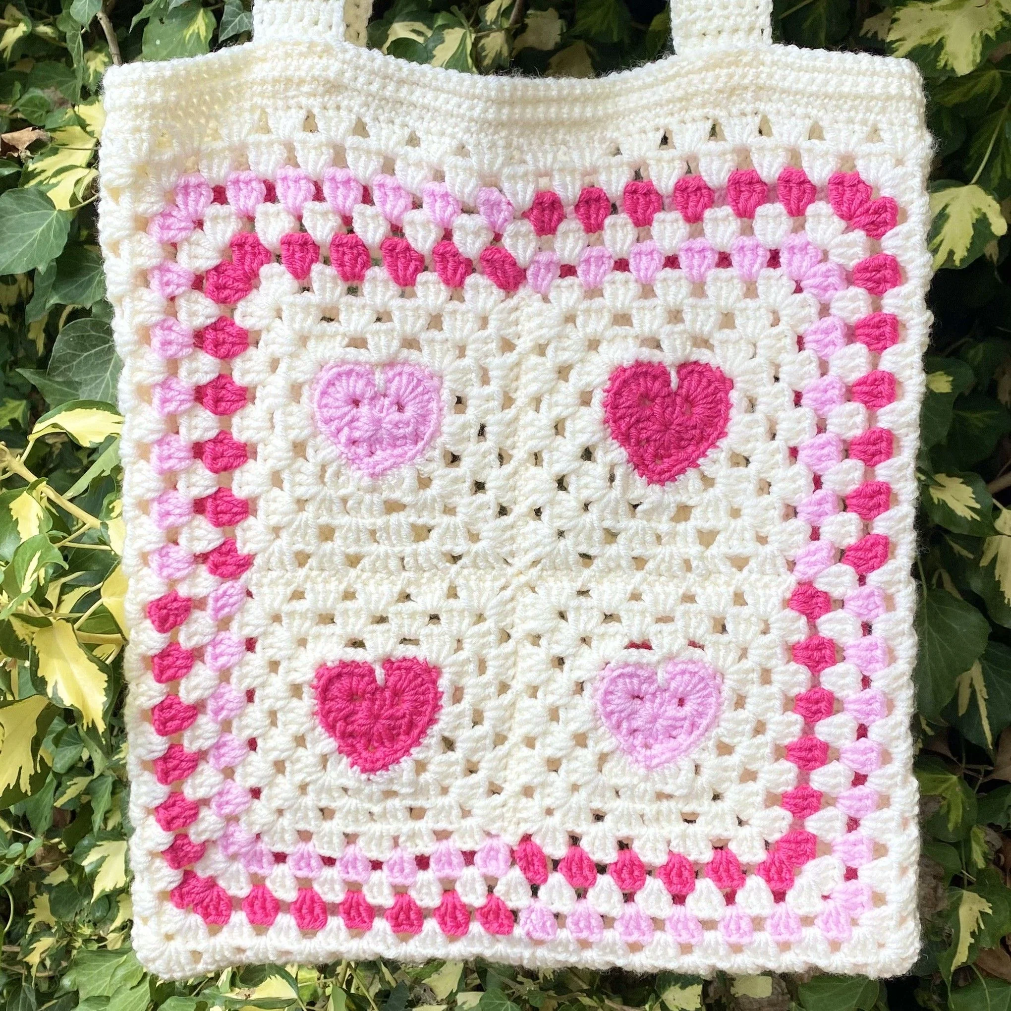 1174-lots-of-love-tote-bag-1.jpg
