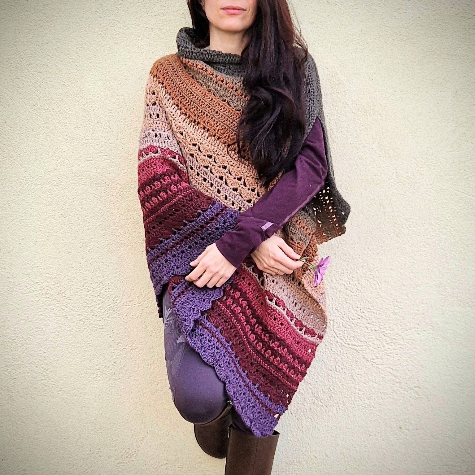 12295-yakbuttertea-poncho-1.webp