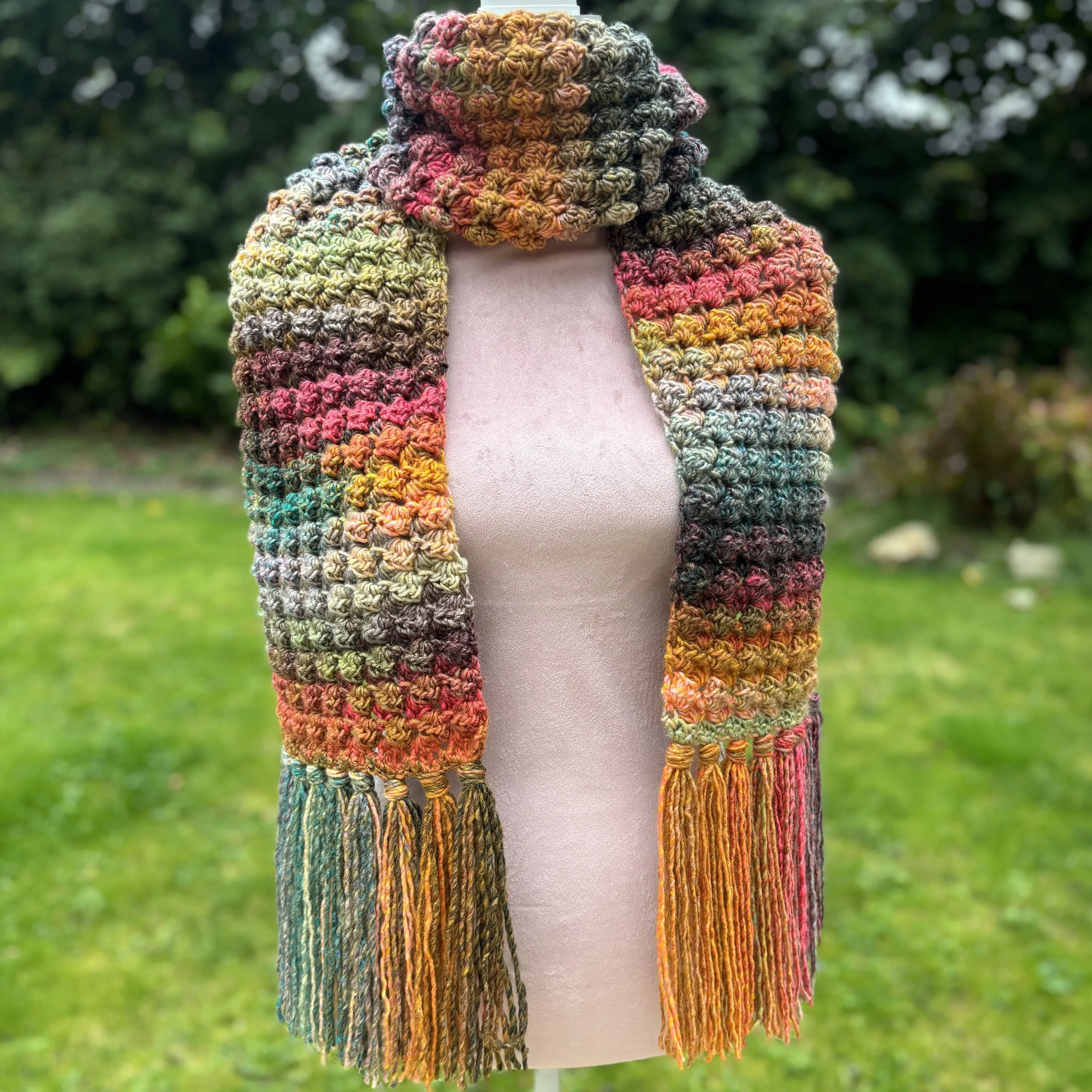 12300-mindfulness-scarf-1.webp