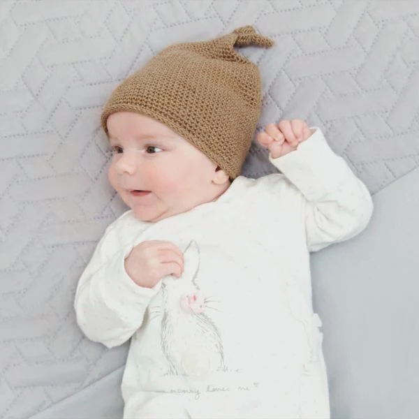 12311-baby-hat-with-knot-1.jpg