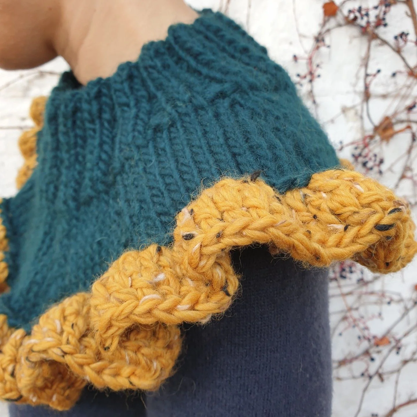 1262-susurrous-snood-1.jpg