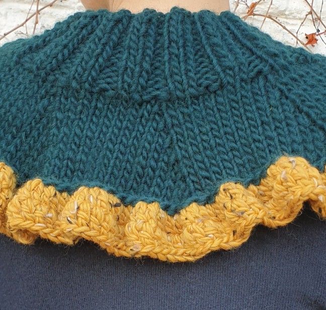 1262-susurrous-snood-1.jpg
