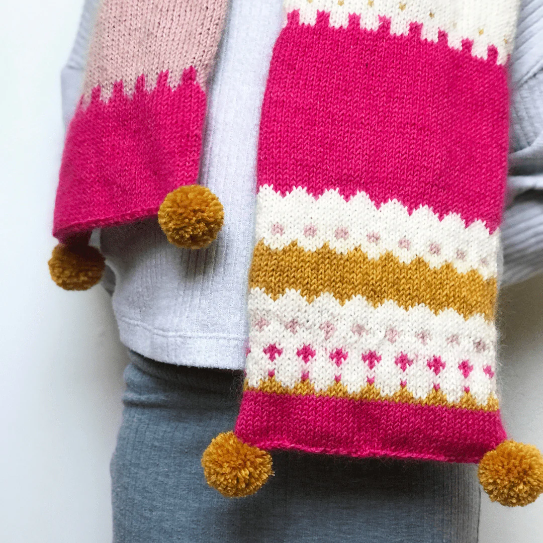 1270-besties-scarf-1.webp