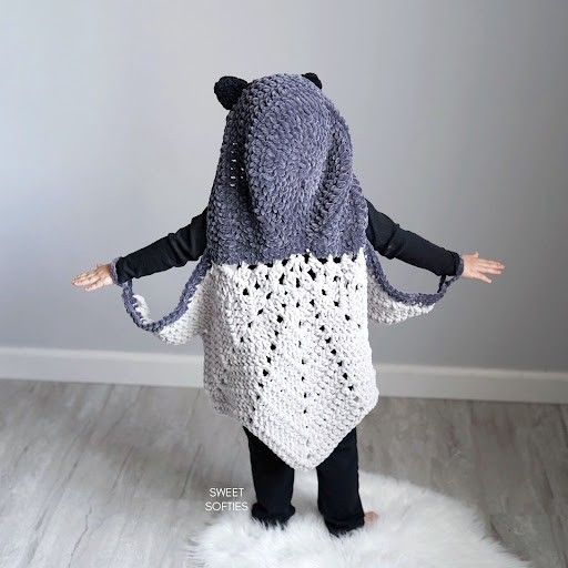 12971-hooded-bat-cape-1.jpg