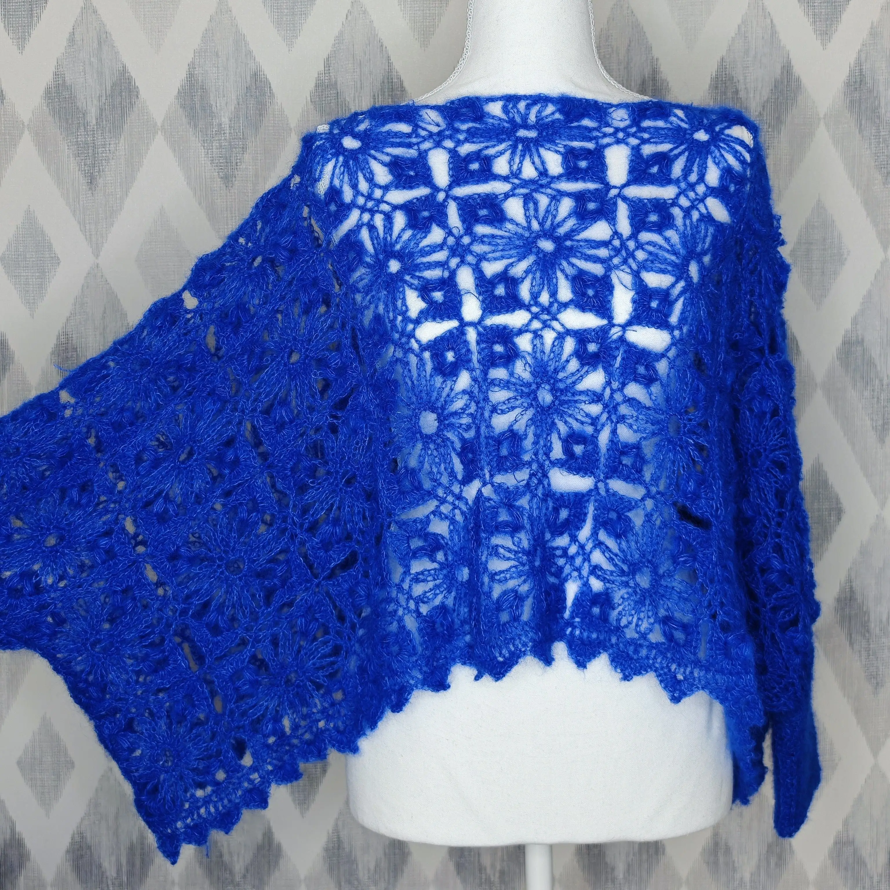 Blush Blossom - Poncho