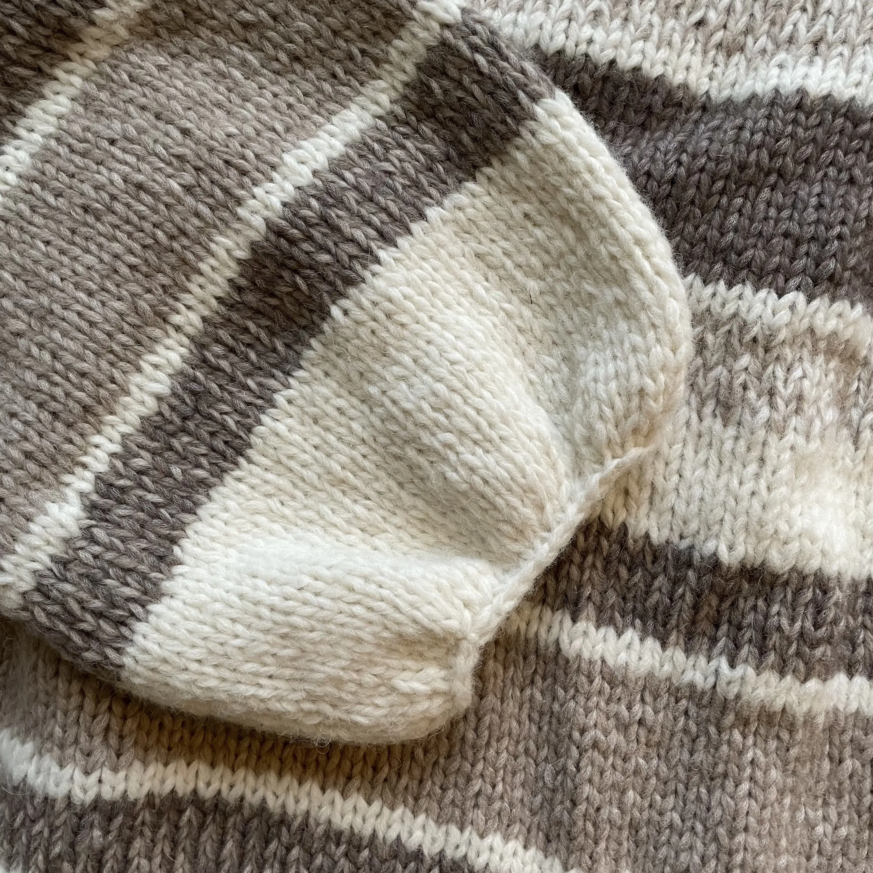 13131-gingy-sweater-1.webp