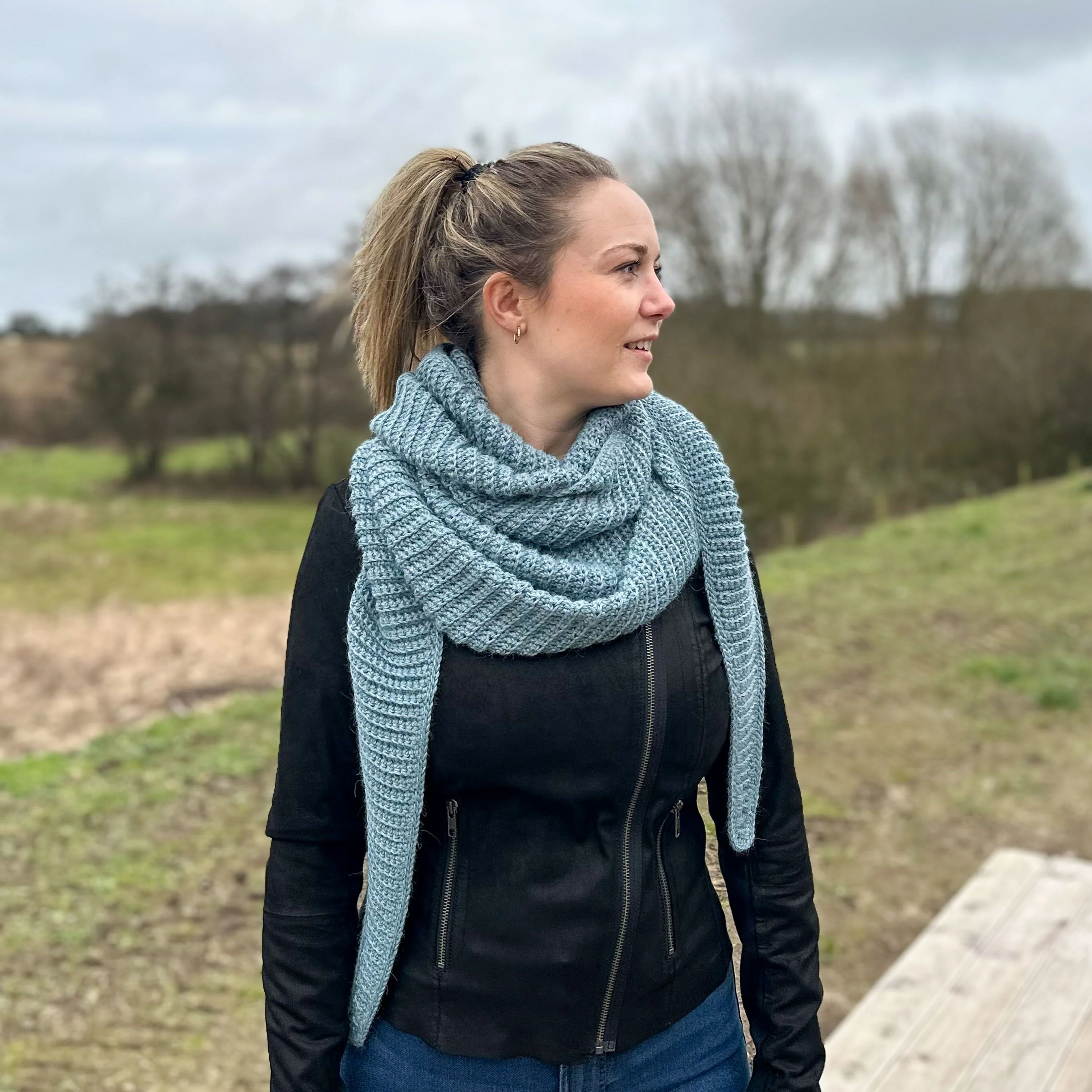 13154-simple-big-scarf-1.webp