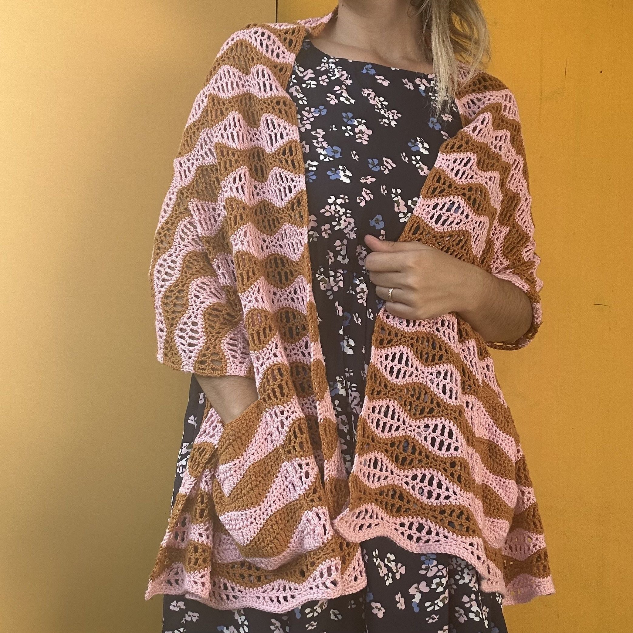 Rosana - Pocket Shawl
