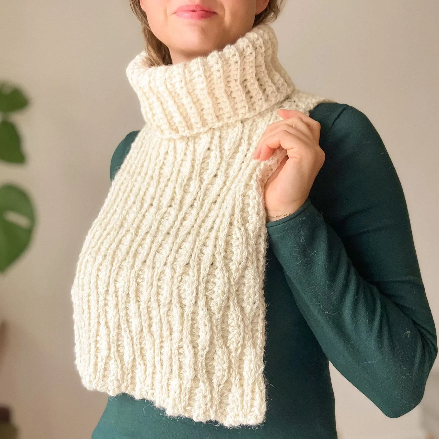 13876-alpine-neck-warmer-1.webp