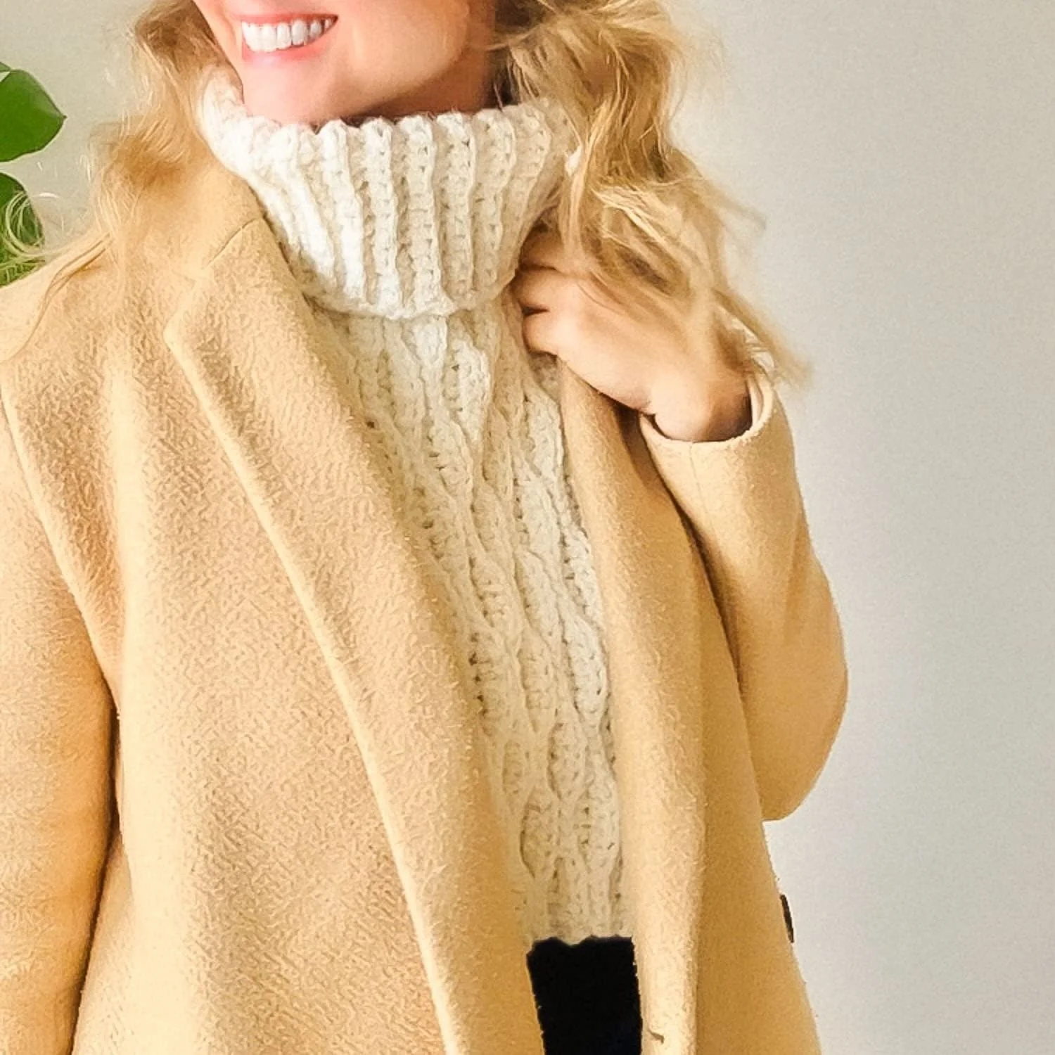 13876-alpine-neck-warmer-1.webp