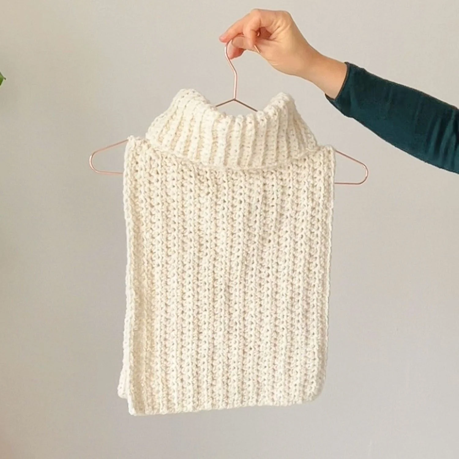 13876-alpine-neck-warmer-1.webp
