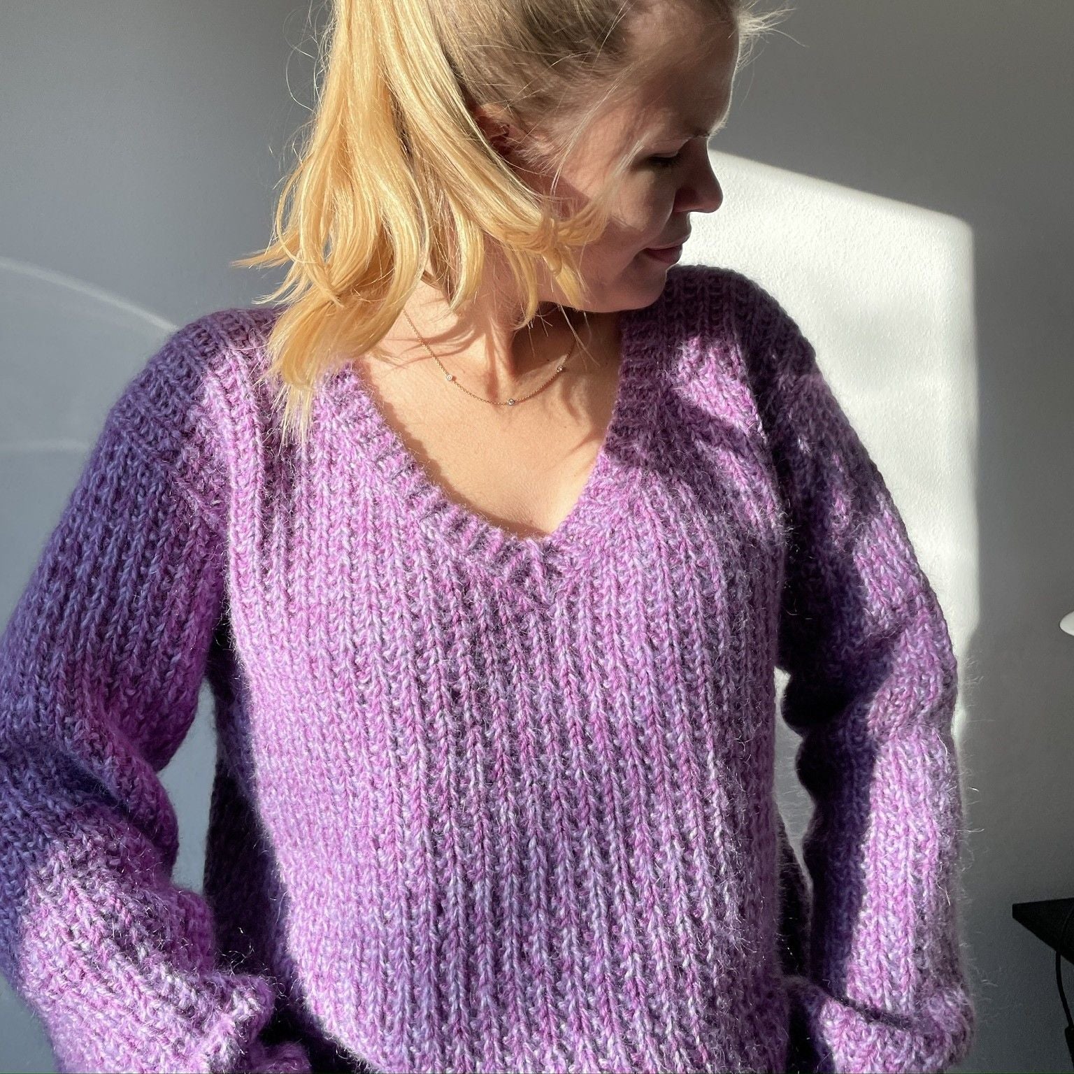 Easy Evening Sweater - V-neck edition