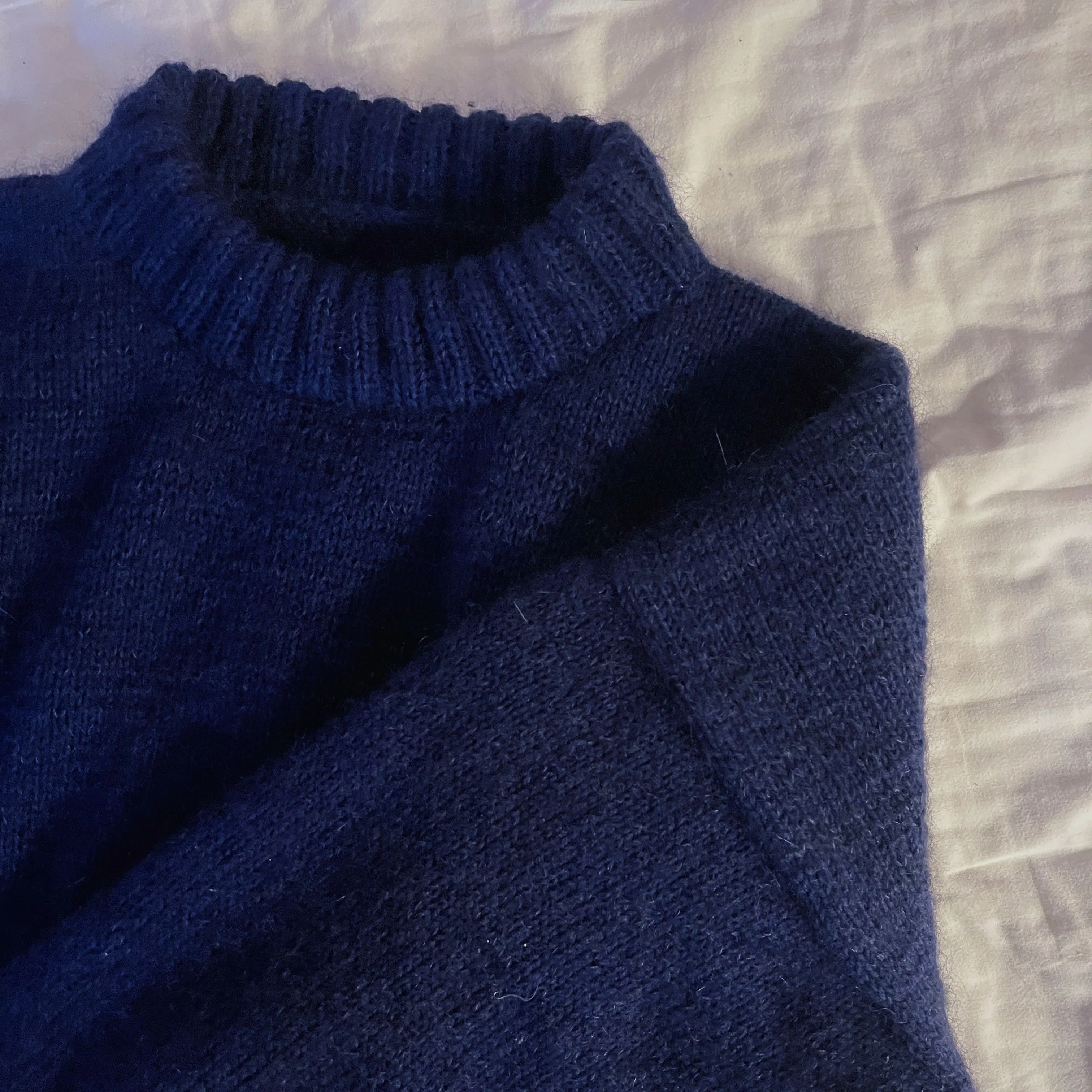 14046-finley-sweater-1.webp