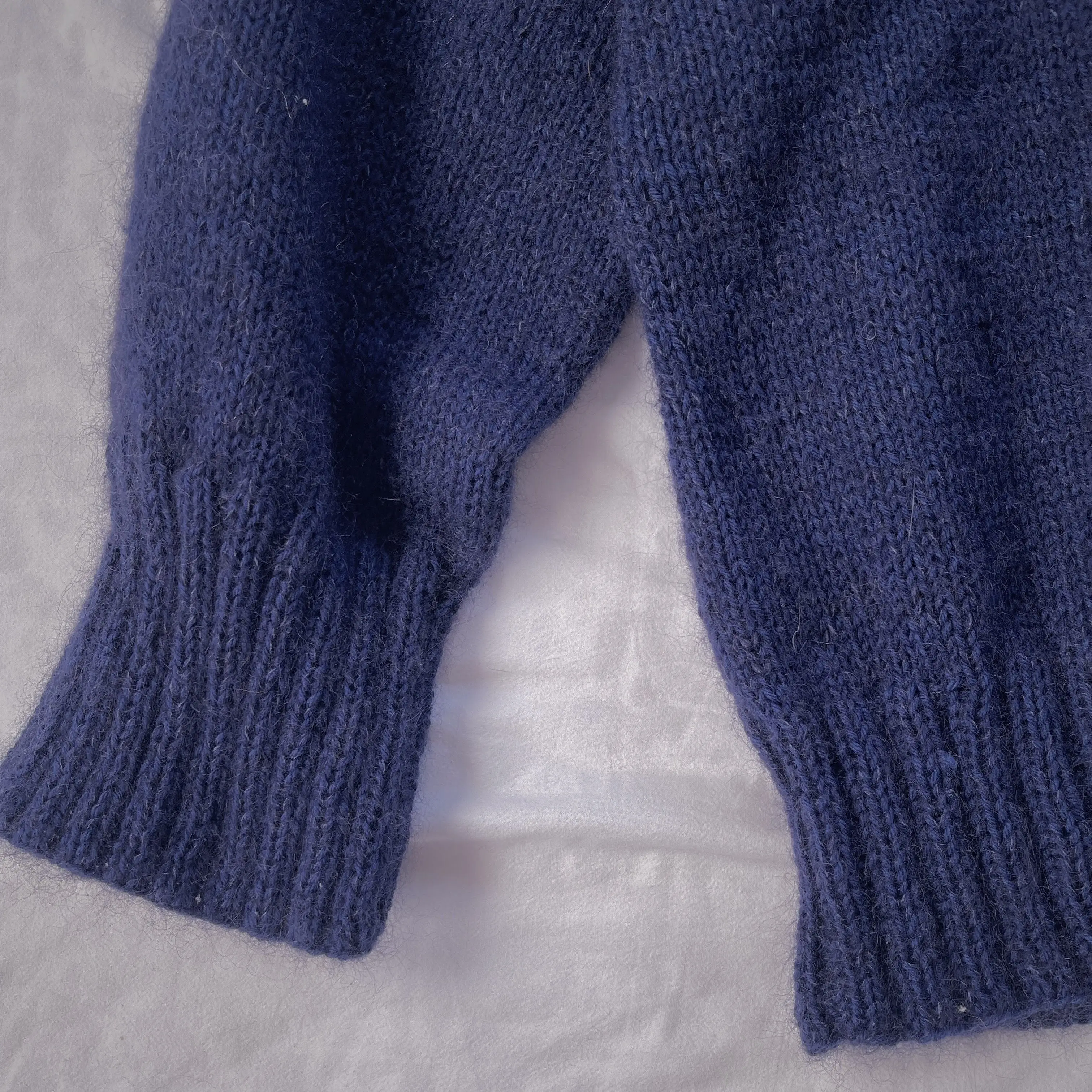 14046-finley-sweater-1.webp