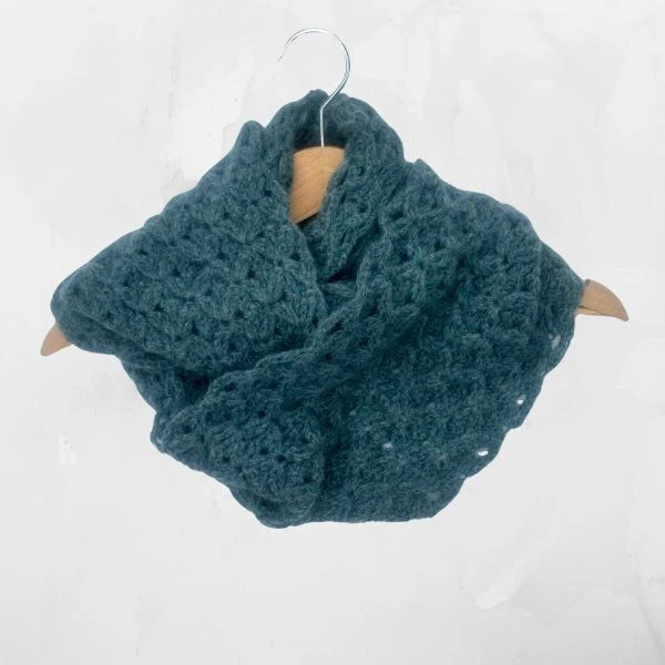 Amelia - Cowl