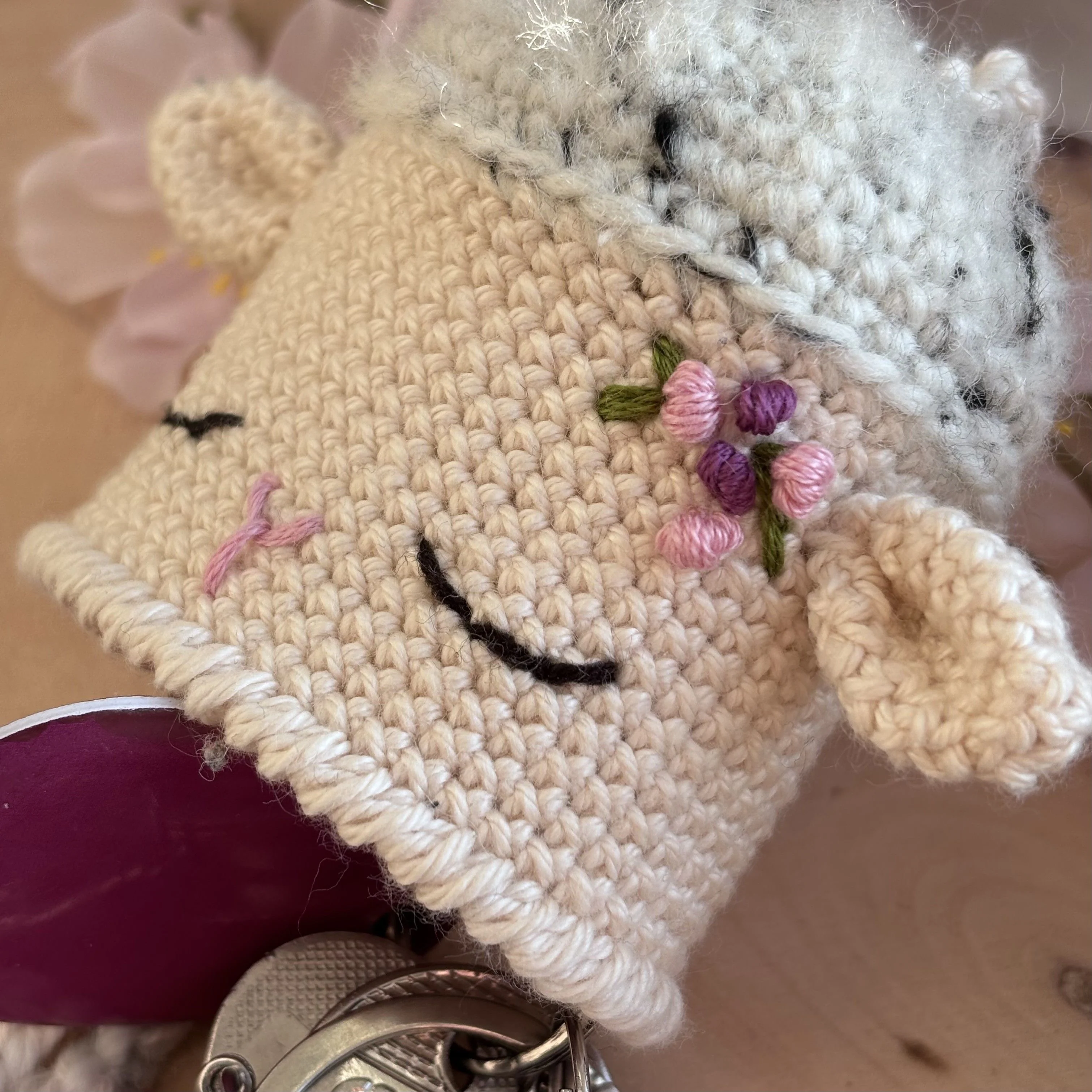 1410-bunny-lucky-sheep-amelie-key-covers-1.webp