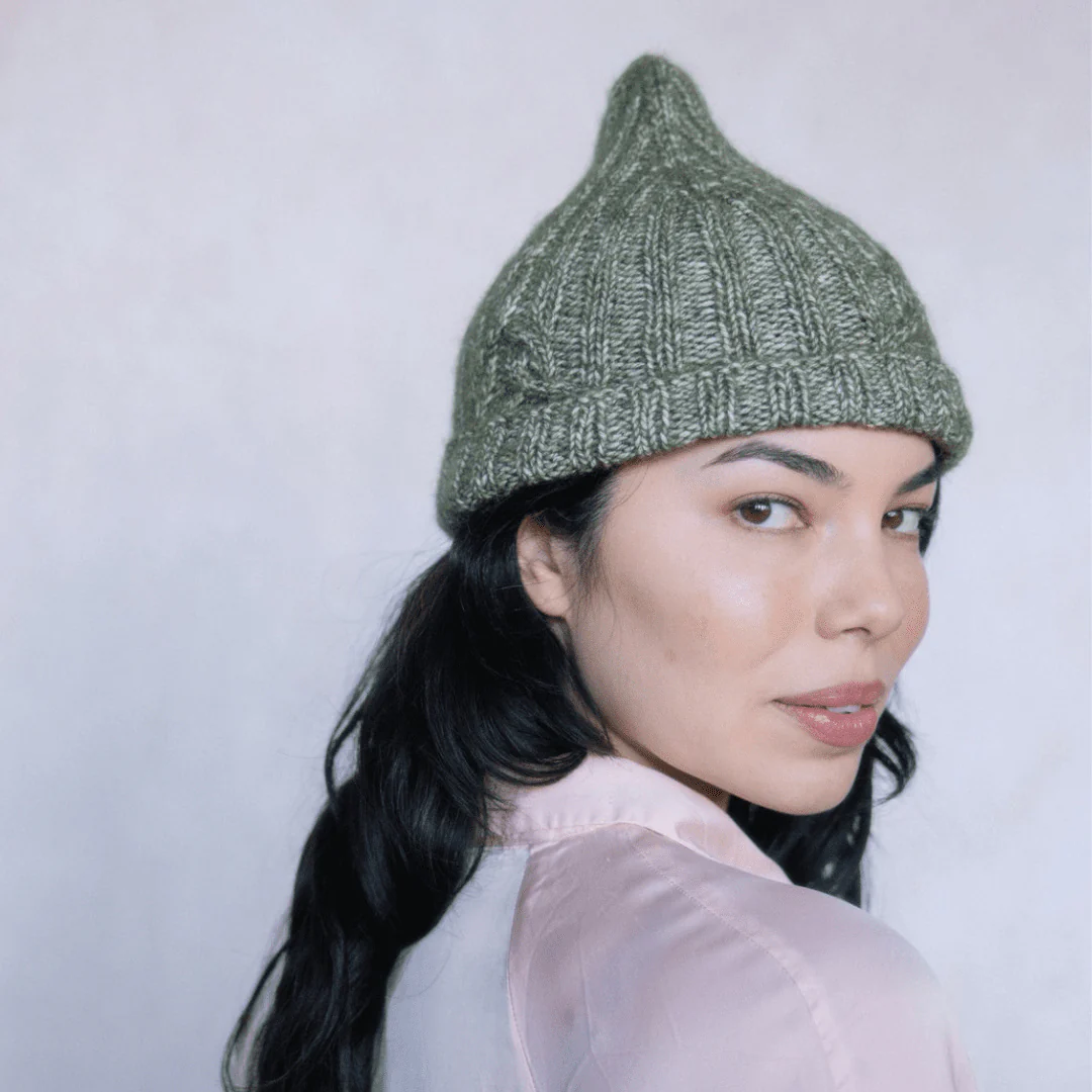 1412-gumnut-cabled-hat-1.webp