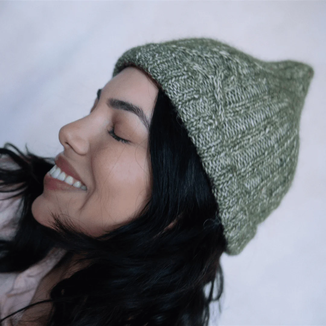 1412-gumnut-cabled-hat-1.webp