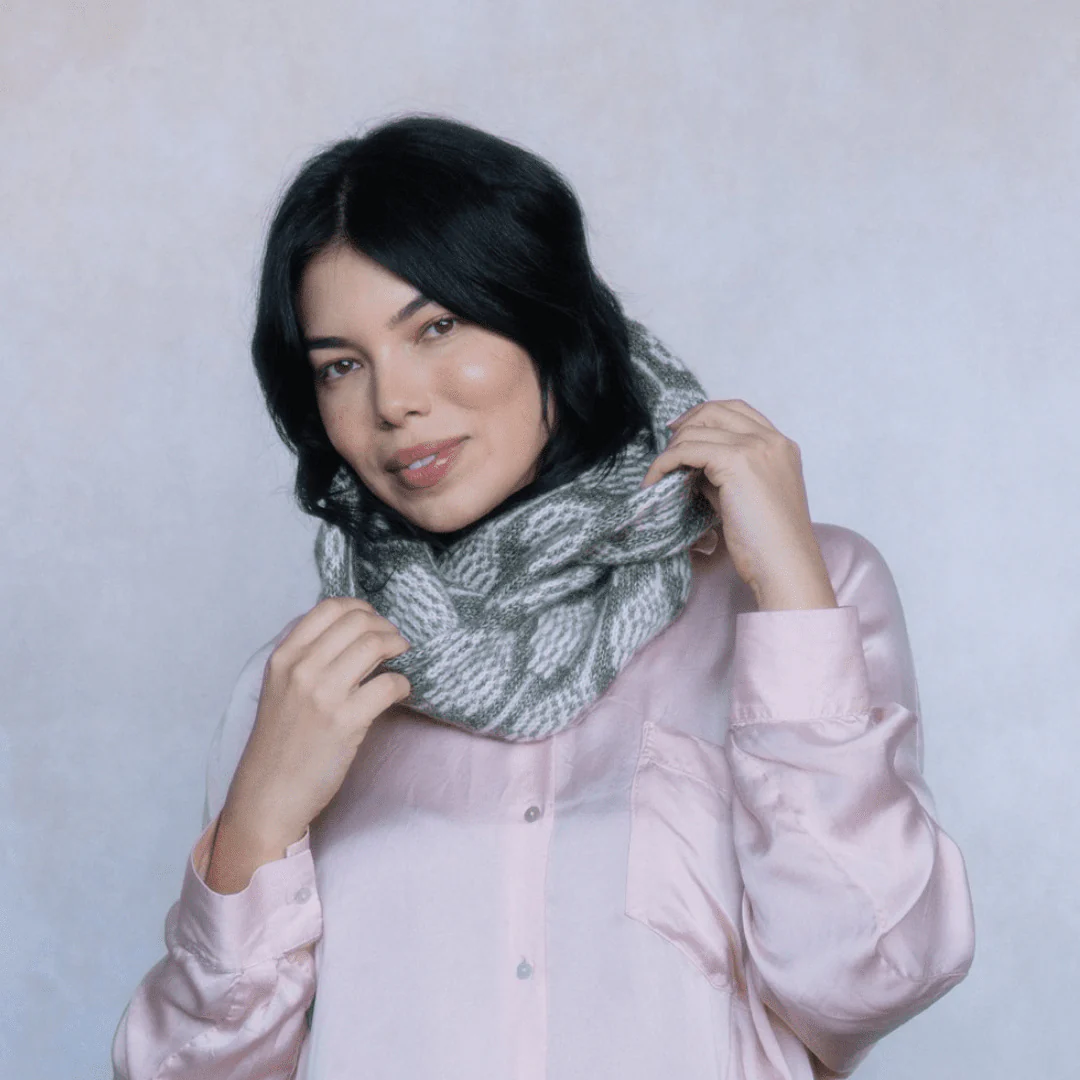 Biophilia - Colourwork Cowl
