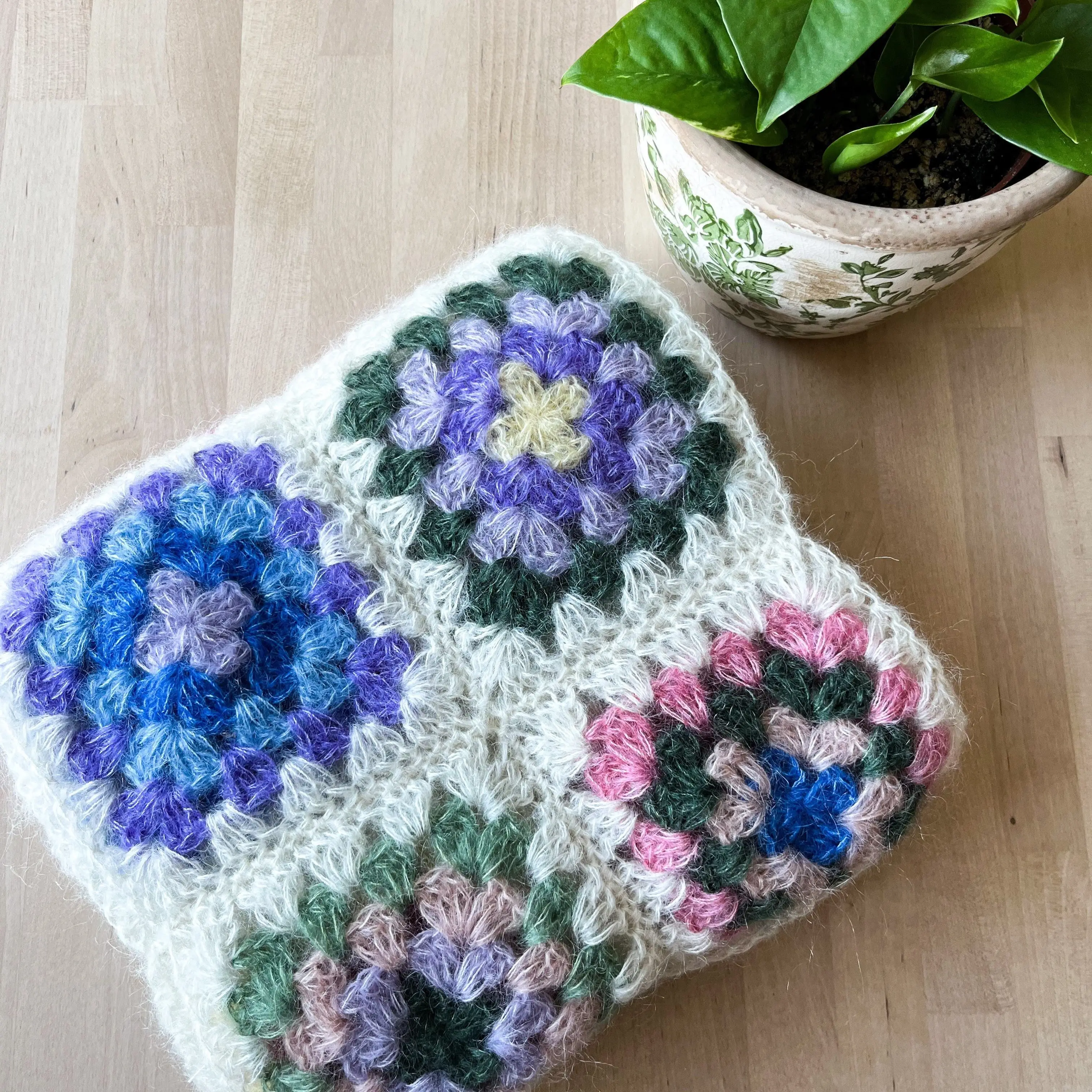 1443-fl-r-scarf-1.webp