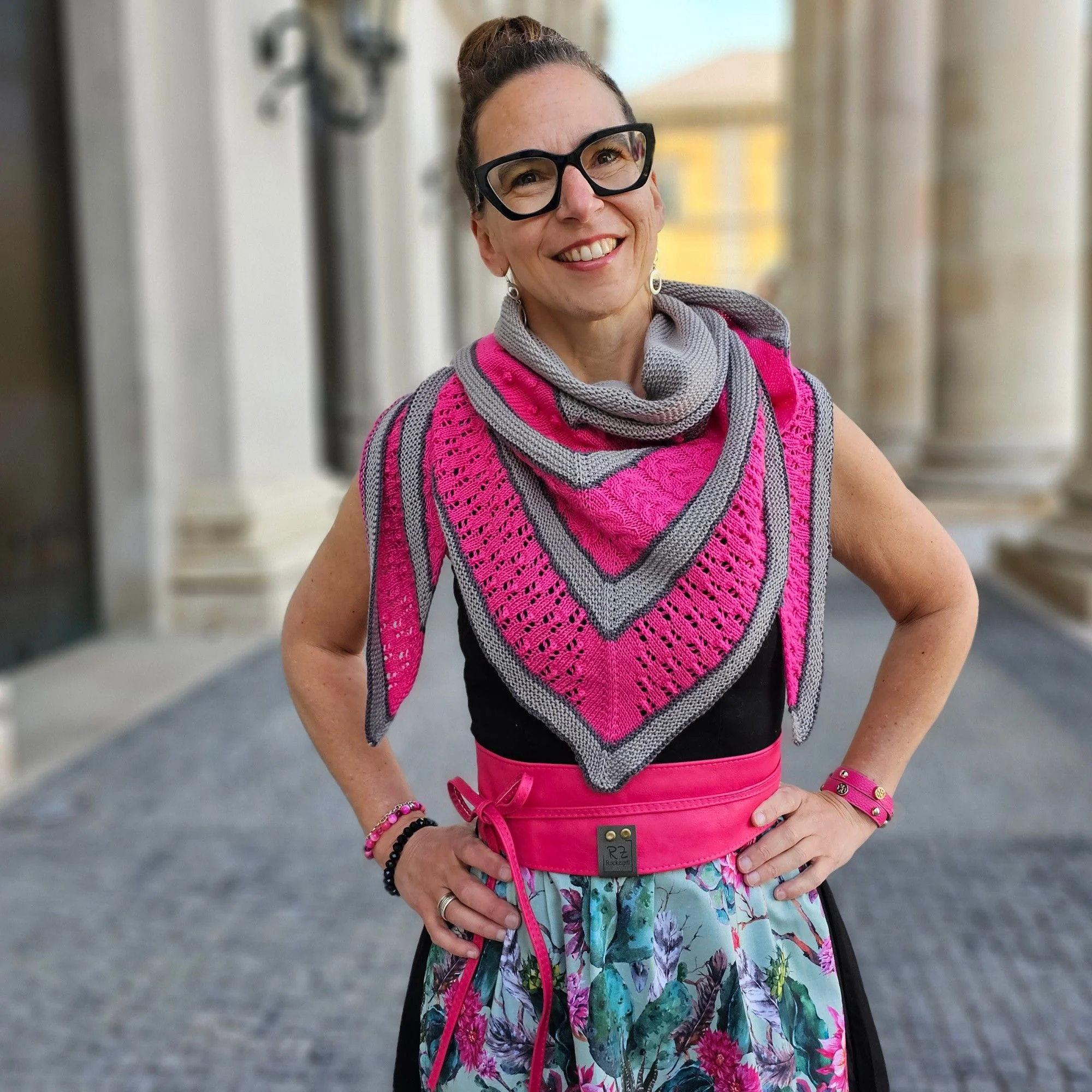 1444-soferl-shawl-1.webp