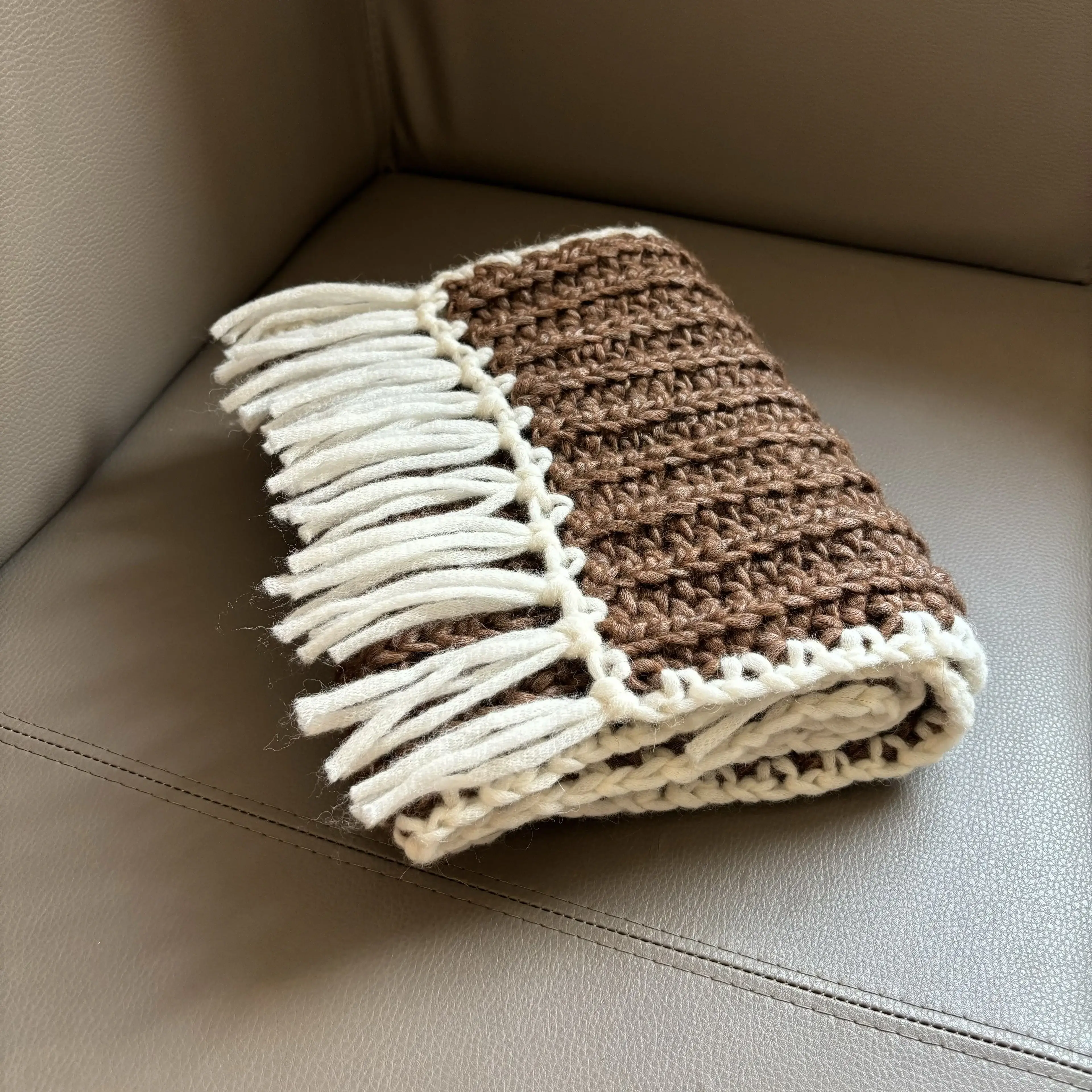 14511-vienna-scarf-1.webp
