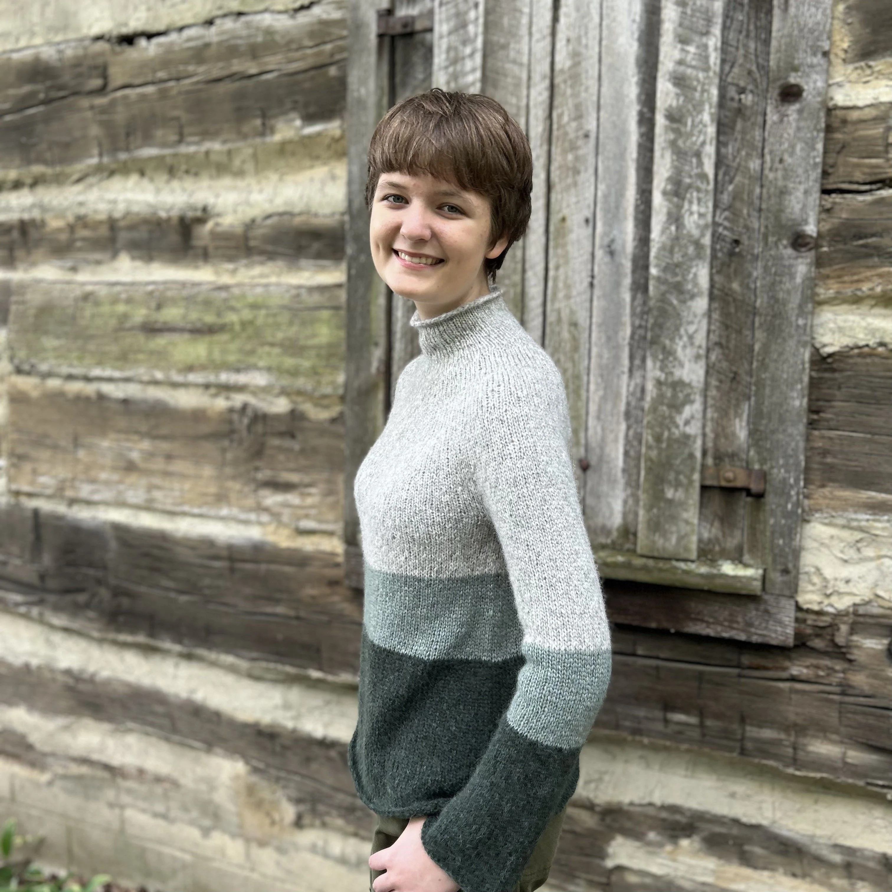 14512-cozy-cabin-pullover-1.webp