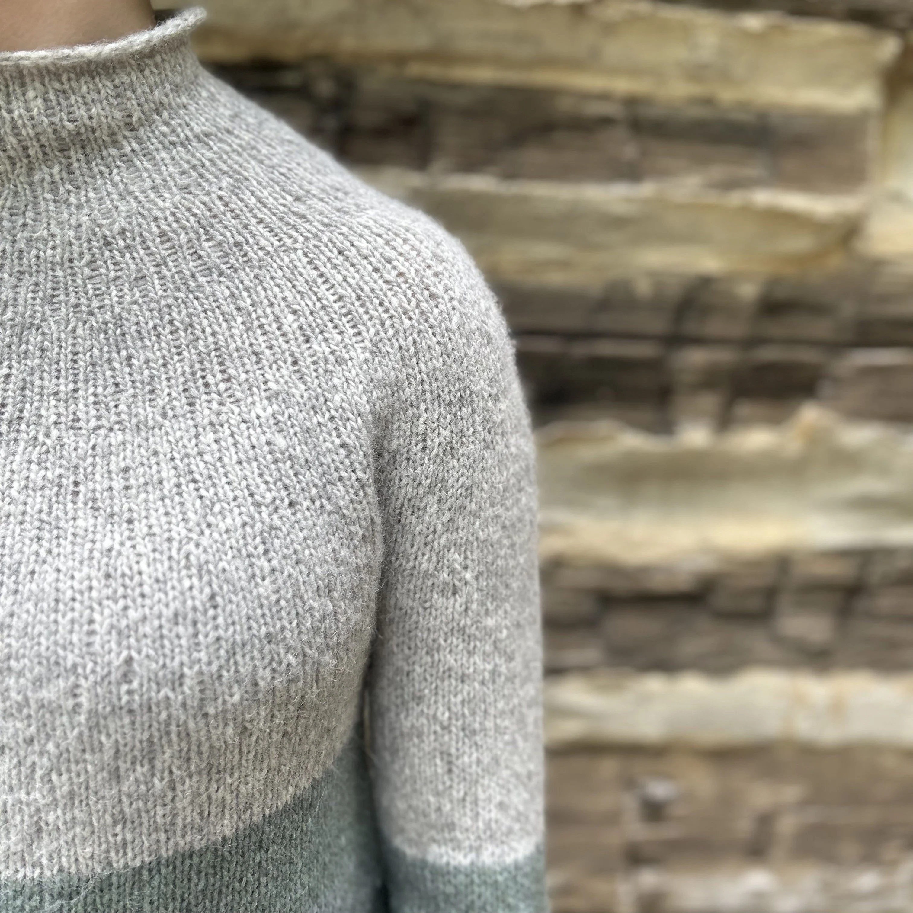 14512-cozy-cabin-pullover-1.webp