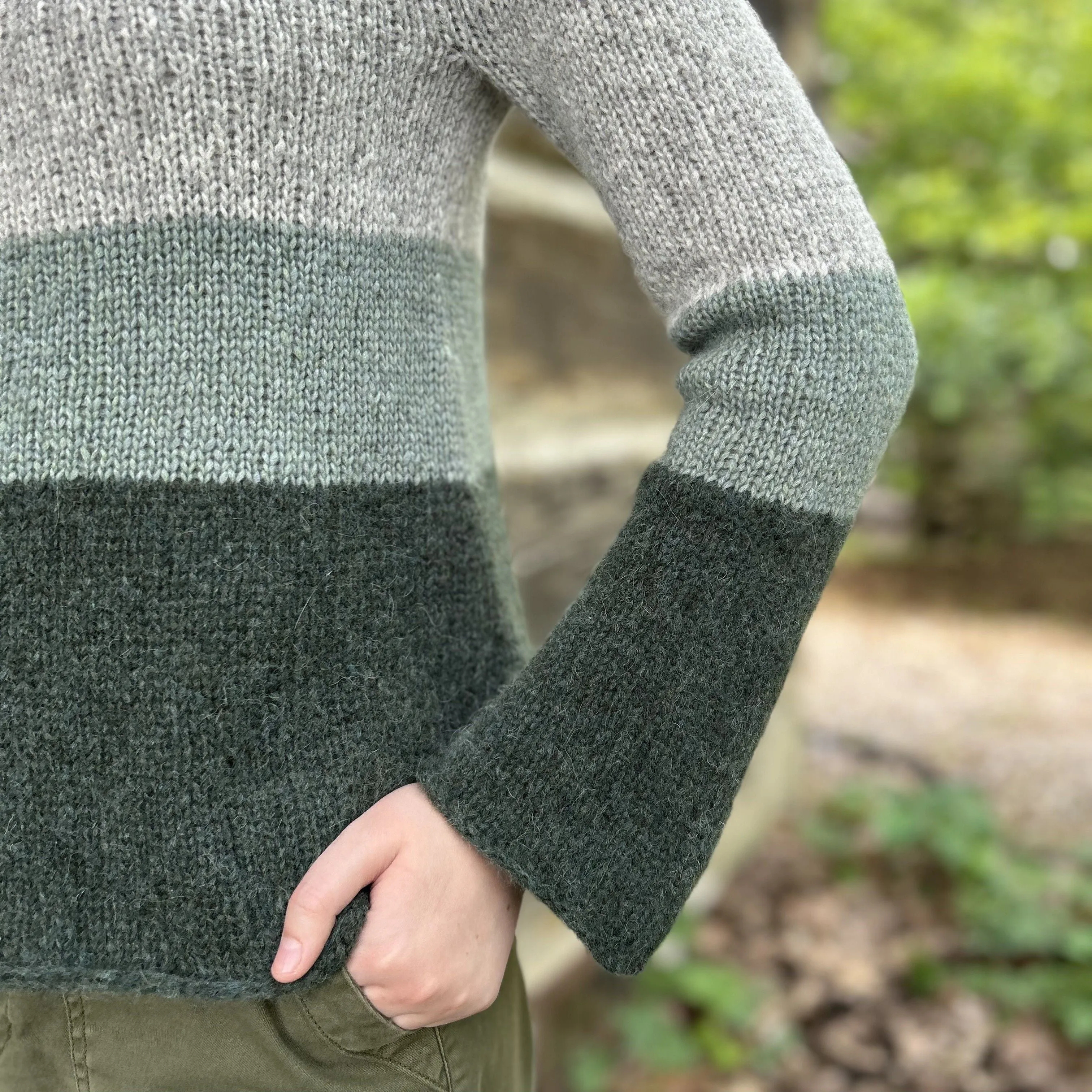 14512-cozy-cabin-pullover-1.webp