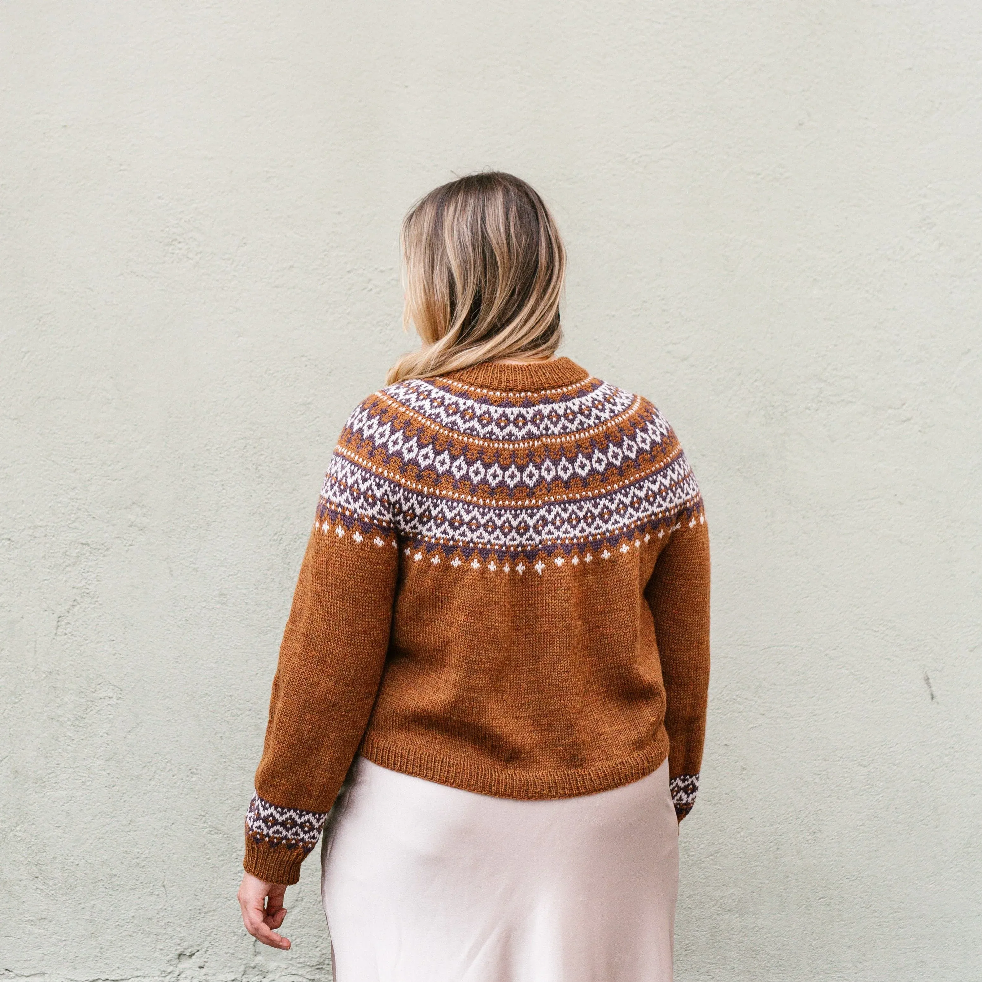 14605-thelma-pullover-1.webp