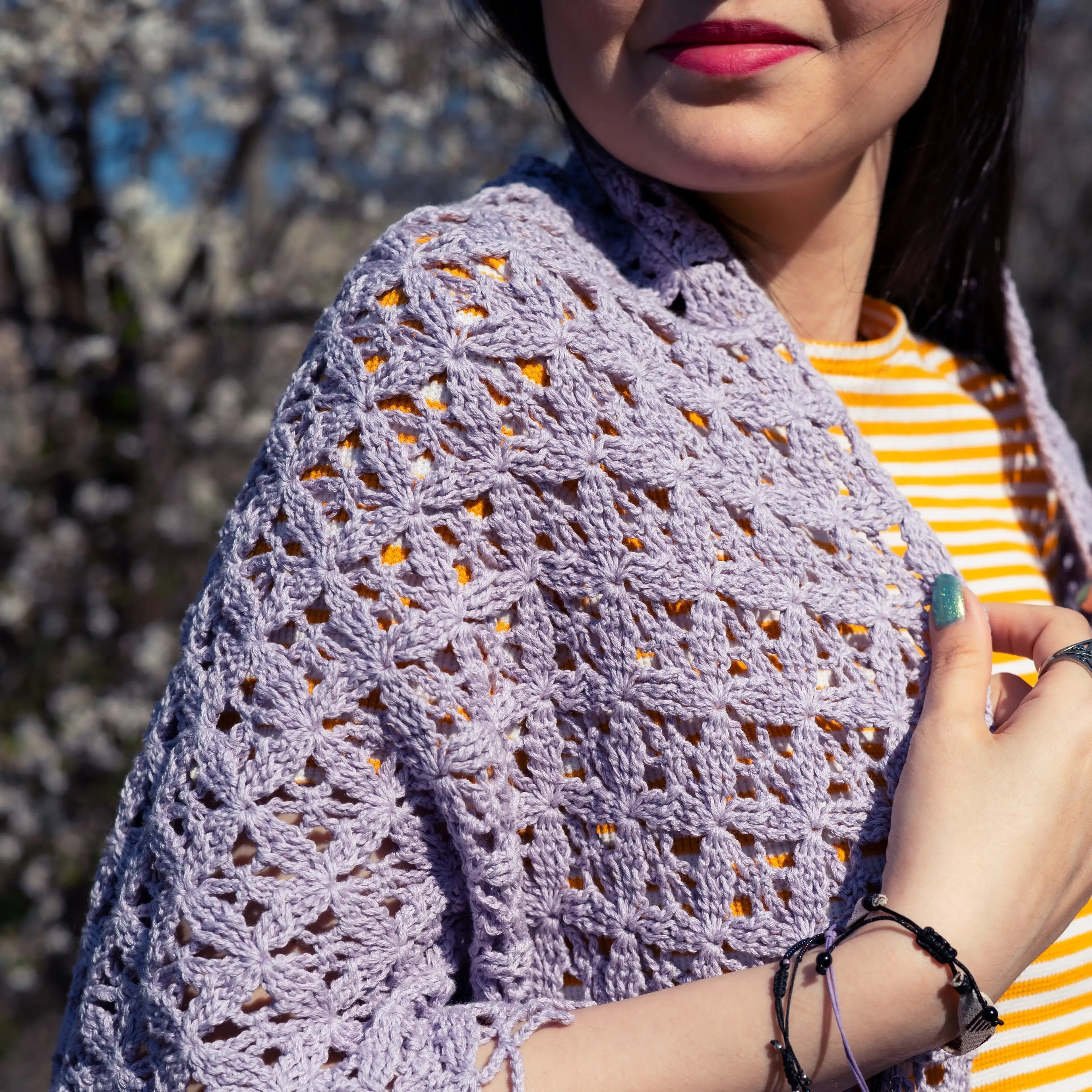 14660-purpureal-shawl-1.webp